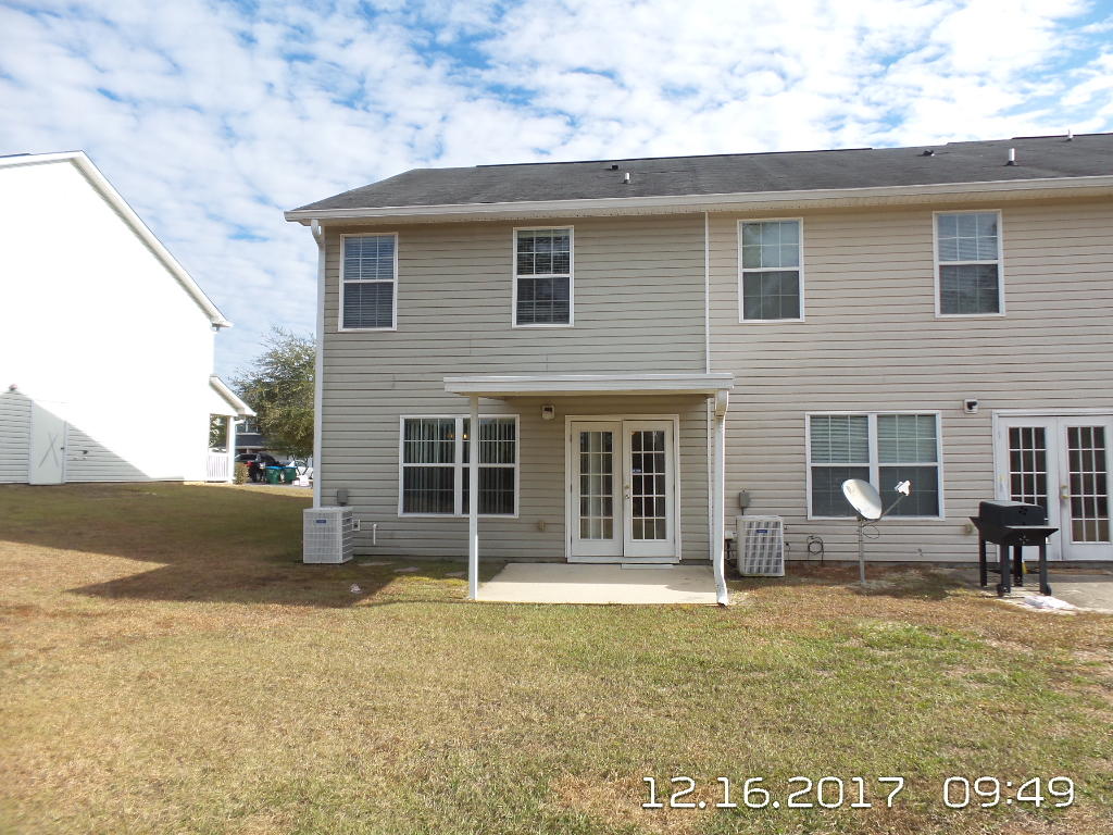 ROLLING PINES - Residential Lease