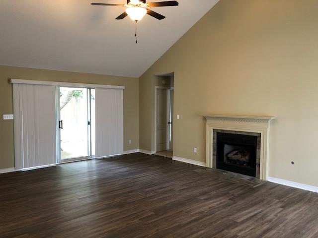 SHALIMAR COMMONS LOT 28 - Residential Lease