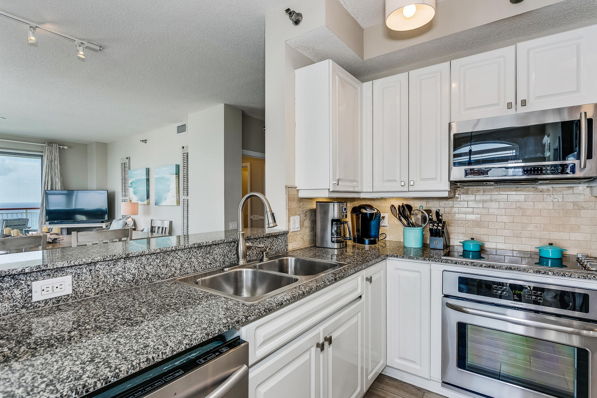 Beach Colony Resort East - Residential