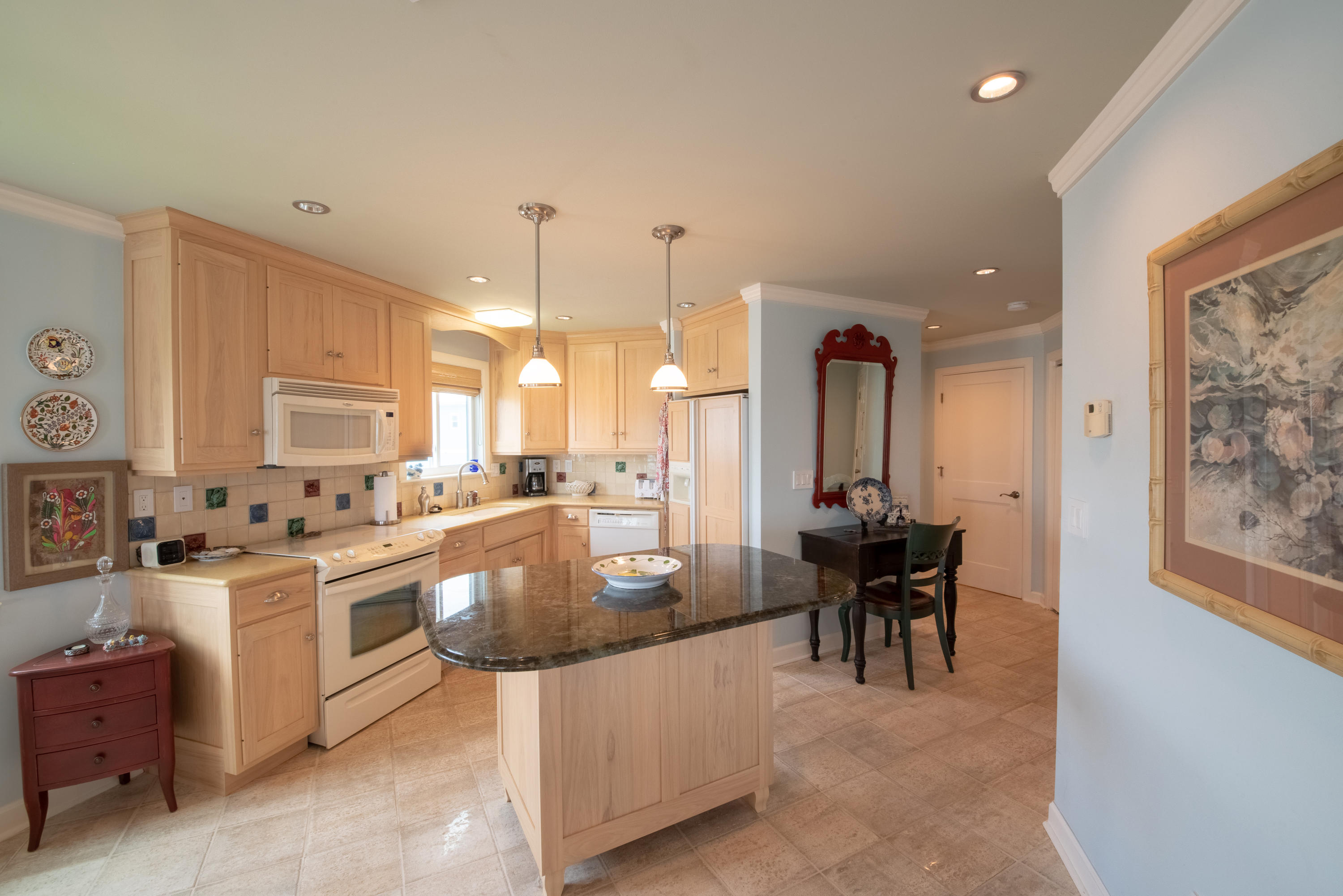 SUNSET HARBOR - Residential