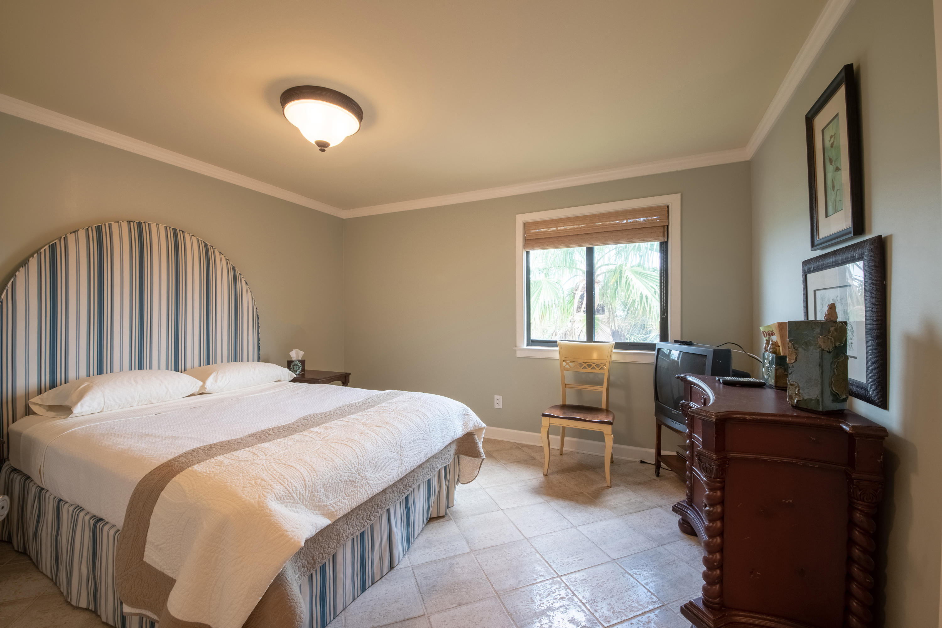 SUNSET HARBOR - Residential