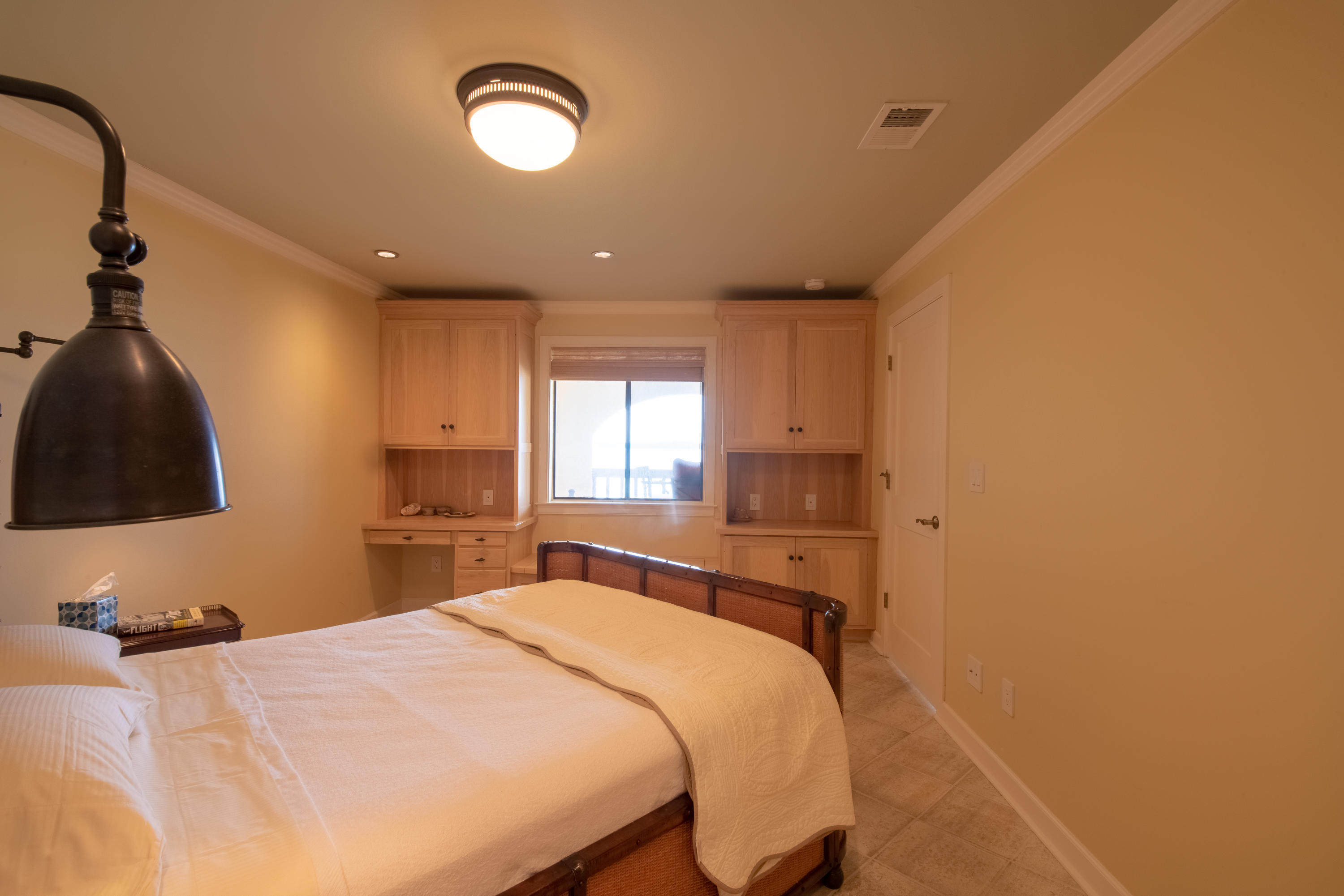 SUNSET HARBOR - Residential