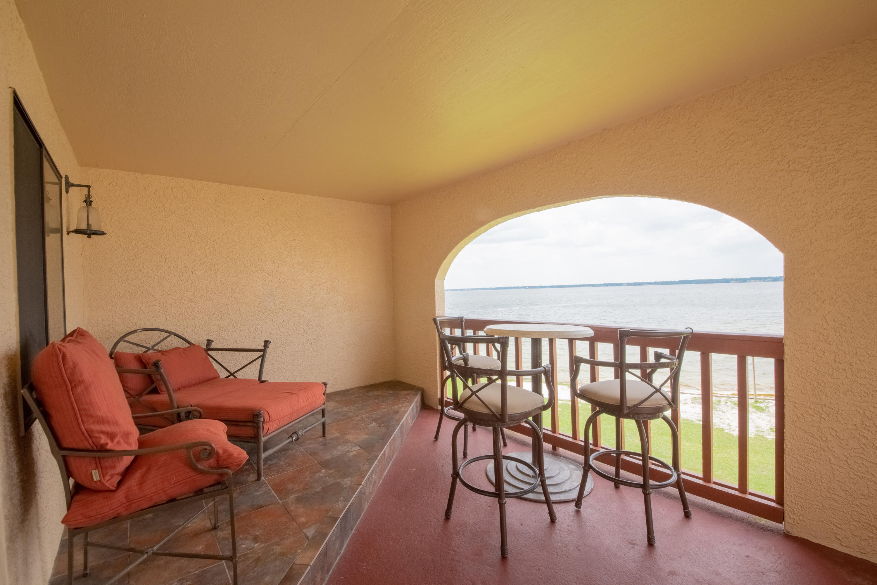 SUNSET HARBOR - Residential