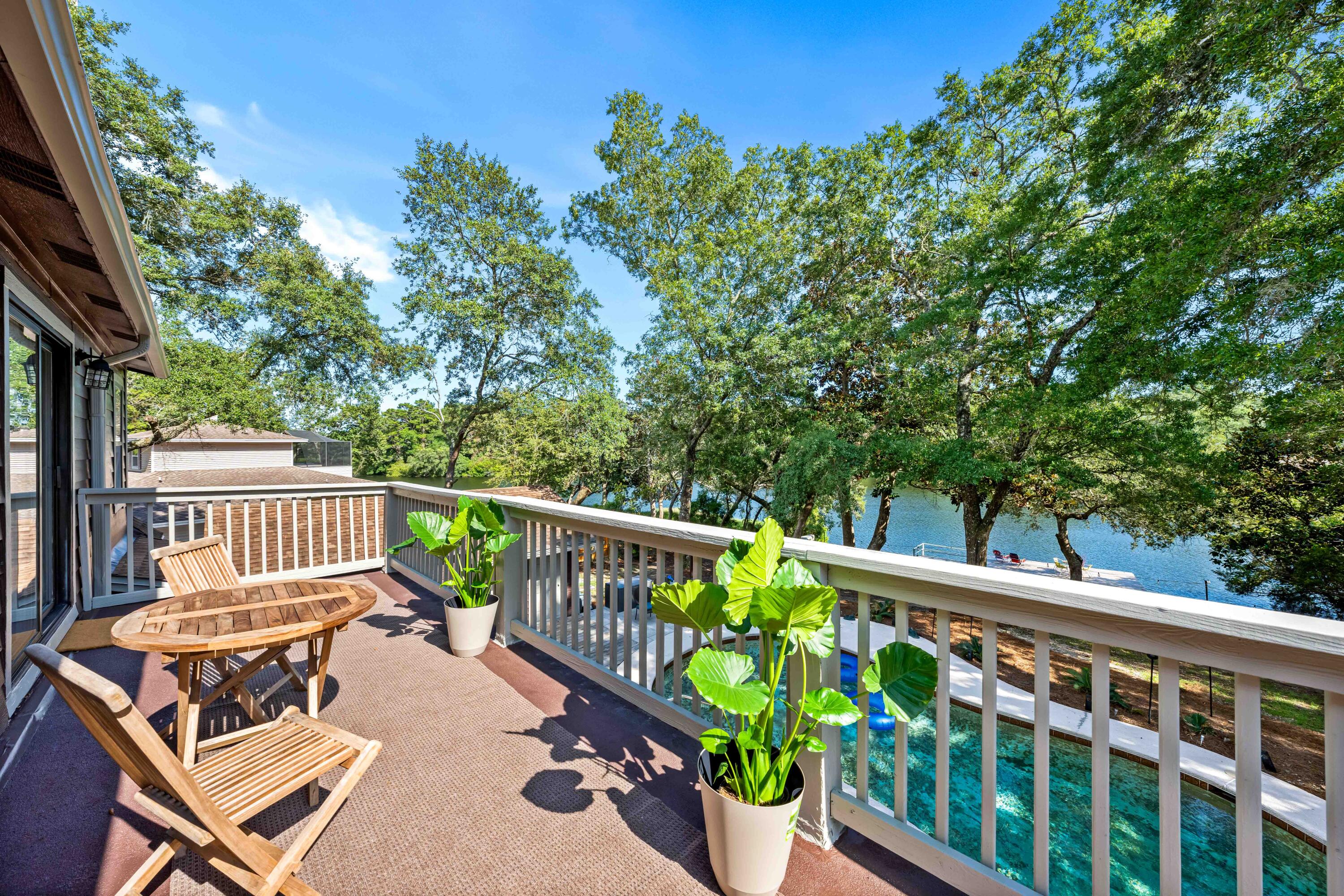 LAKE SHARON ESTATES - Residential