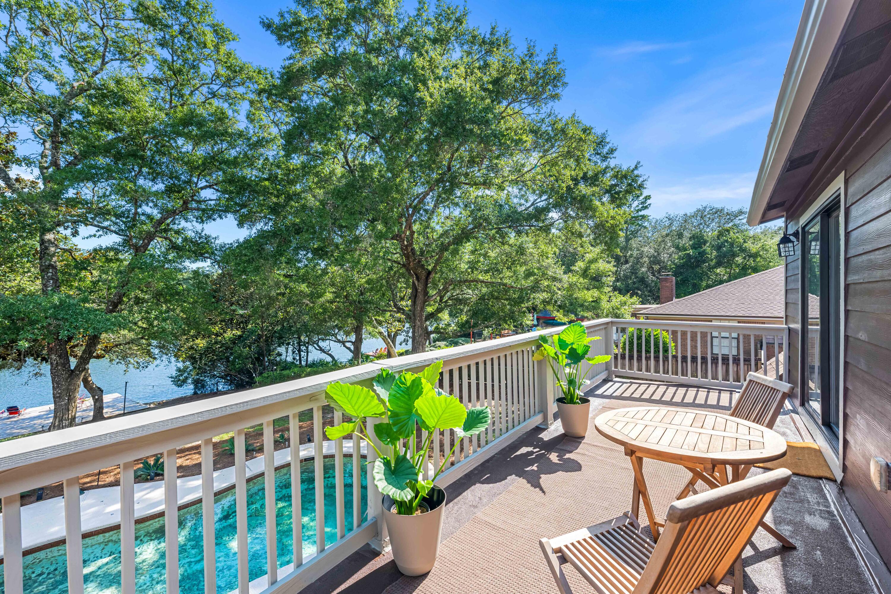 LAKE SHARON ESTATES - Residential
