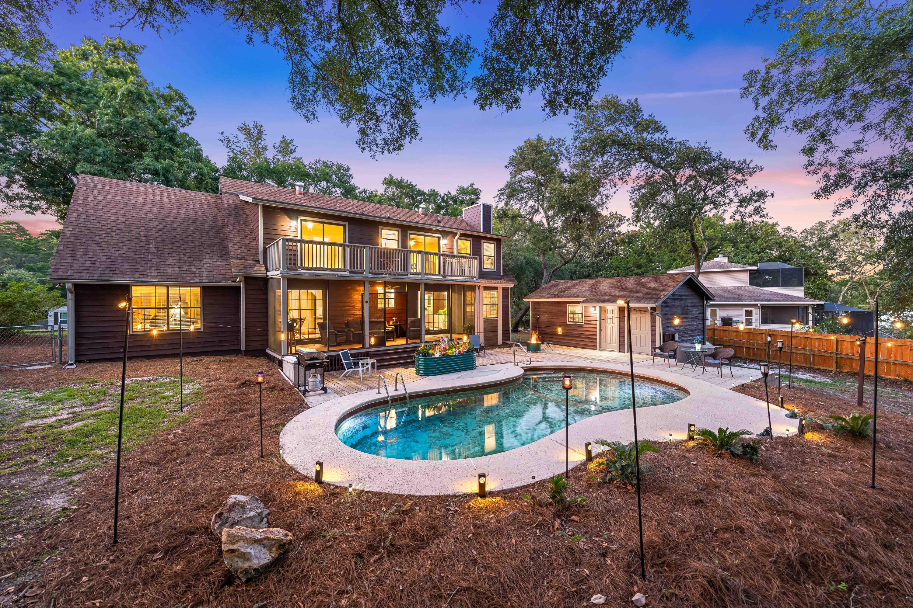 LAKE SHARON ESTATES - Residential