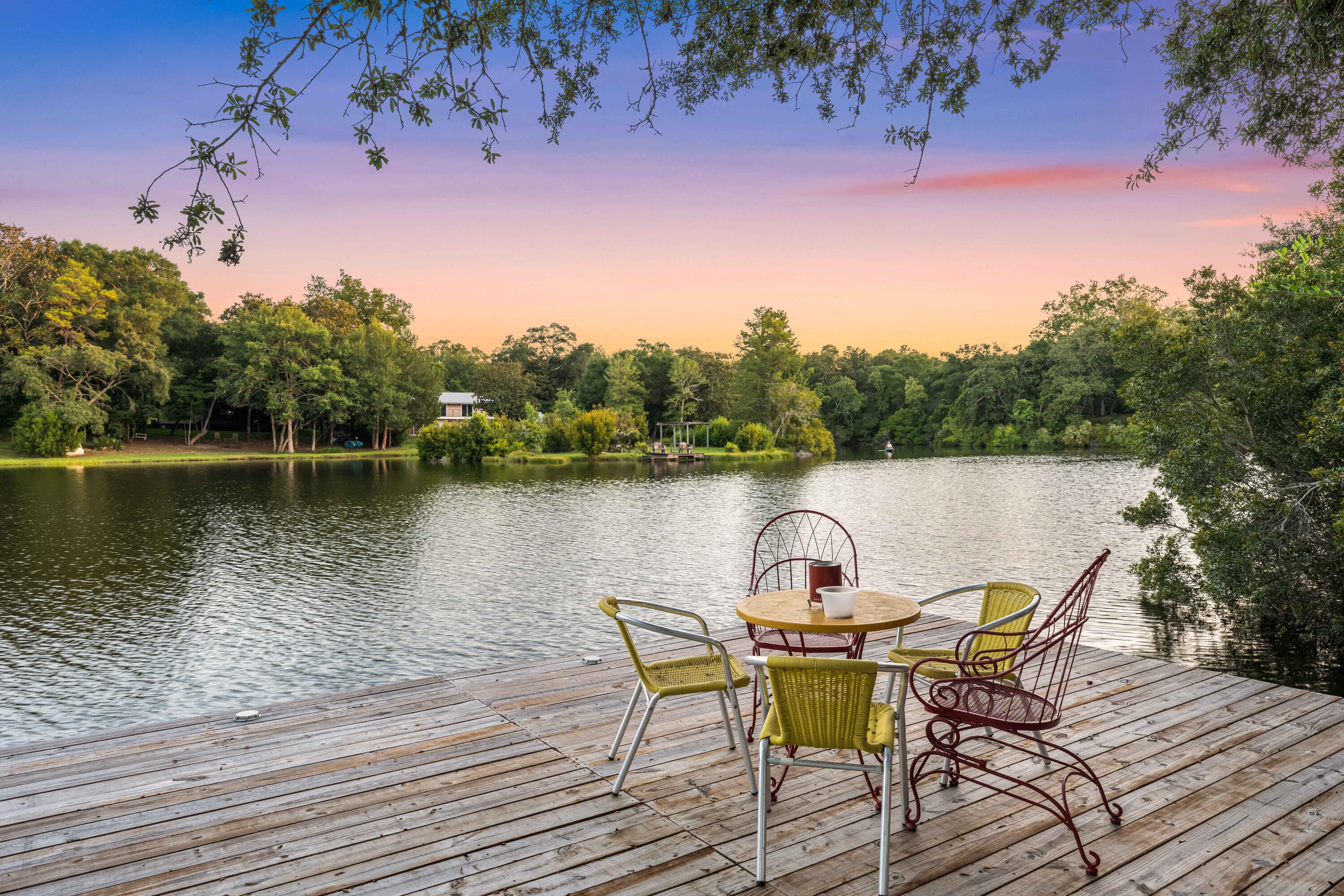LAKE SHARON ESTATES - Residential