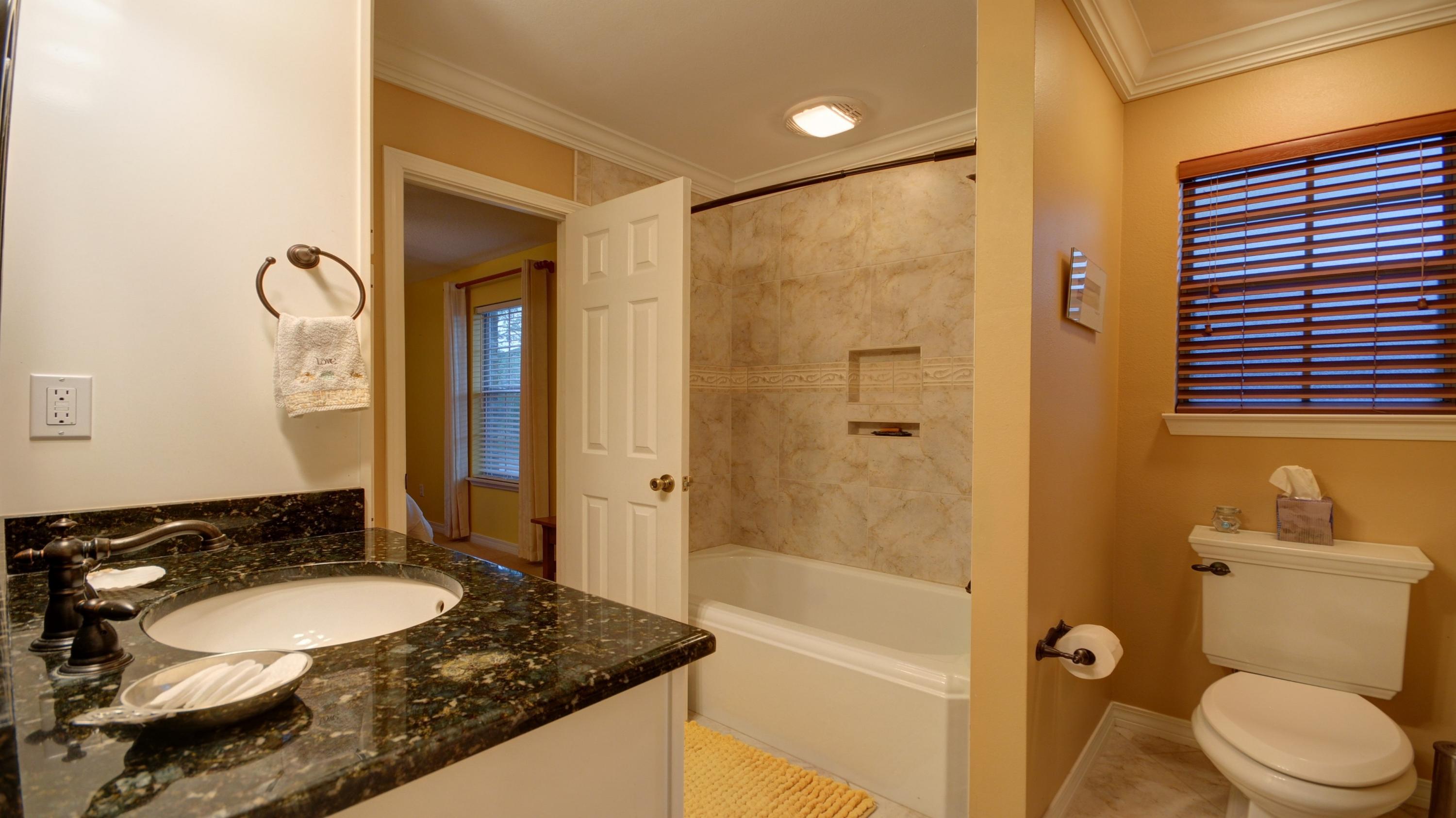 Rocky Bayou Country Club Estates - Residential