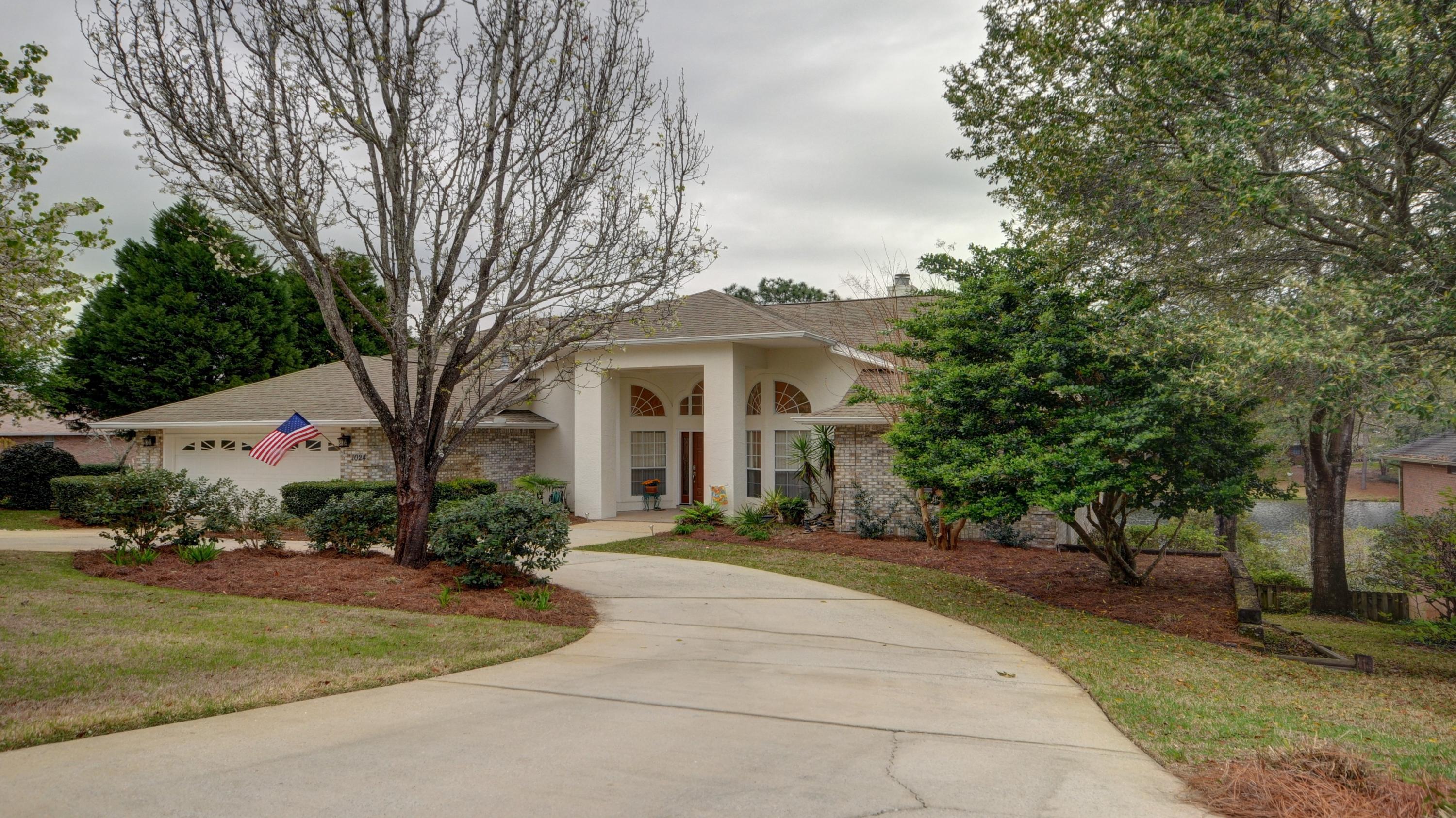 Rocky Bayou Country Club Estates - Residential