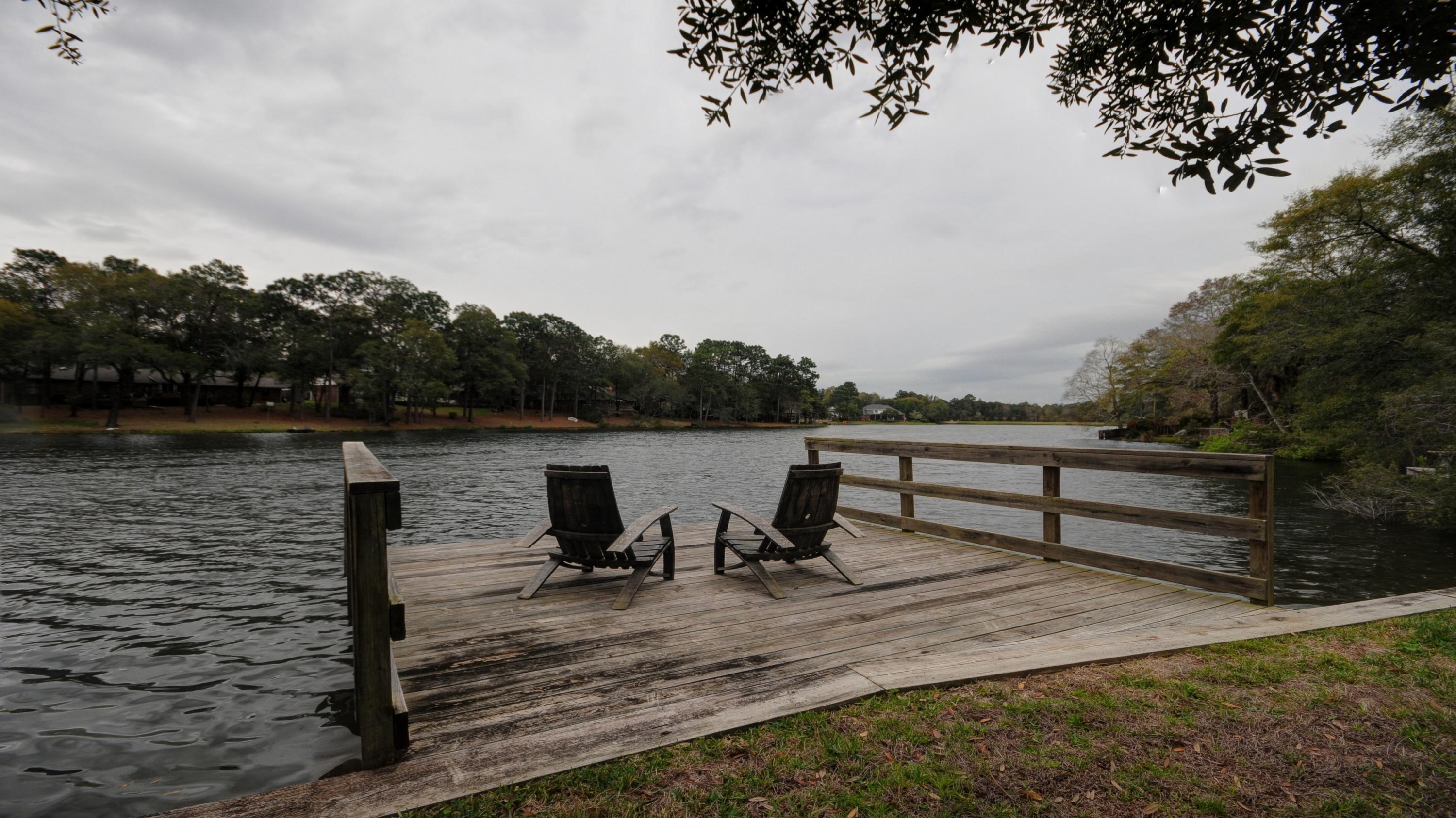 Rocky Bayou Country Club Estates - Residential