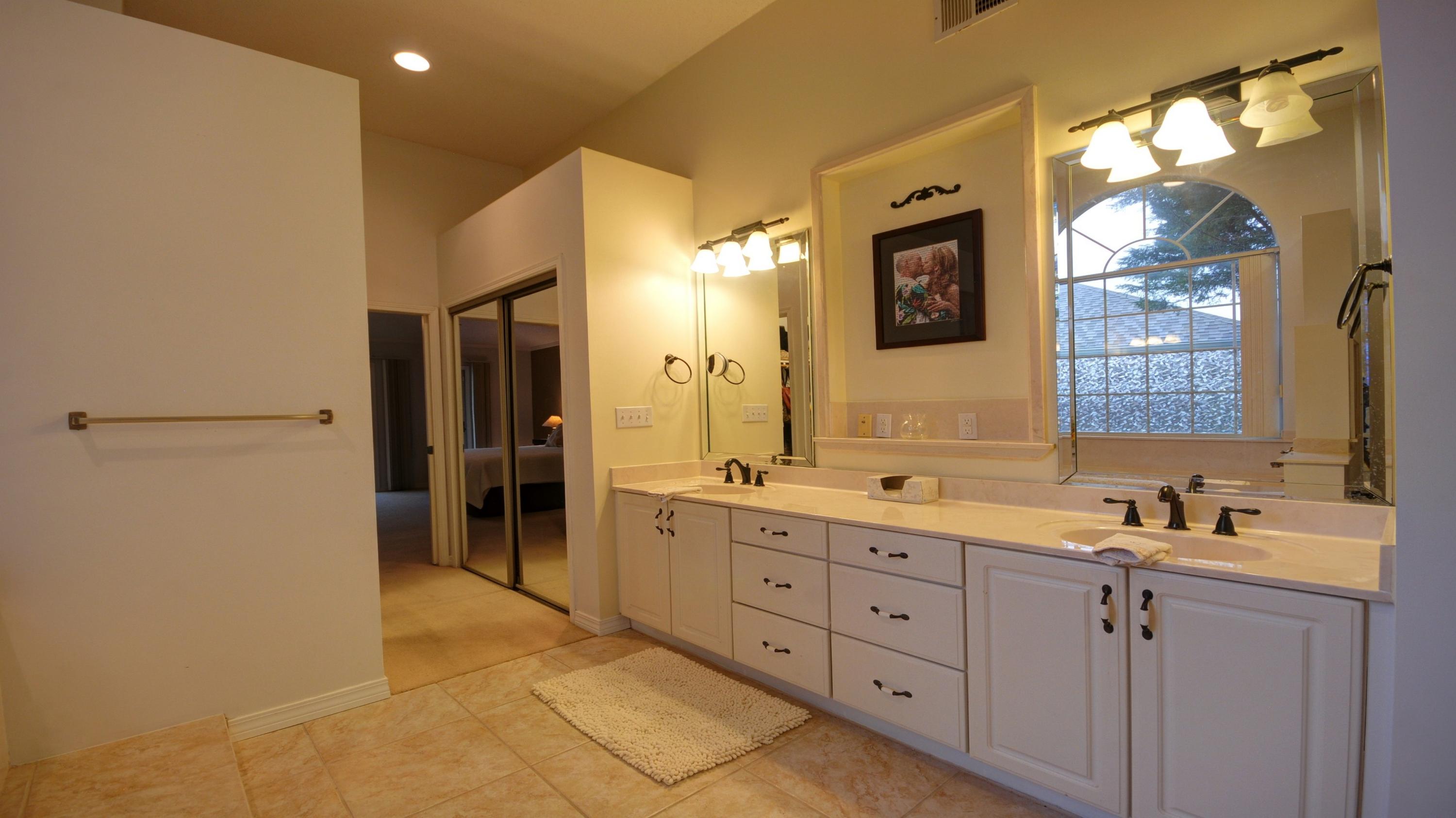 Rocky Bayou Country Club Estates - Residential