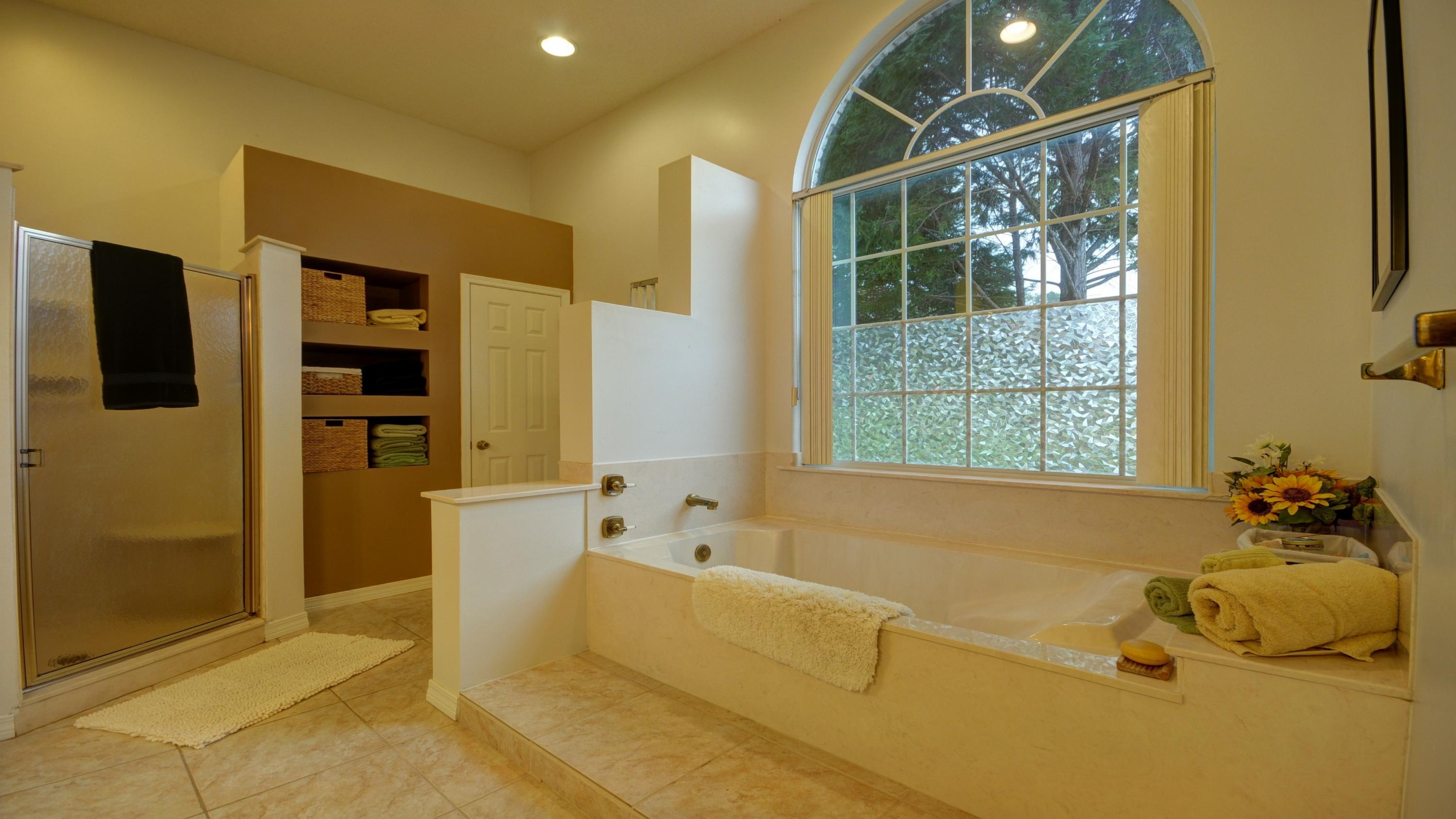 Rocky Bayou Country Club Estates - Residential