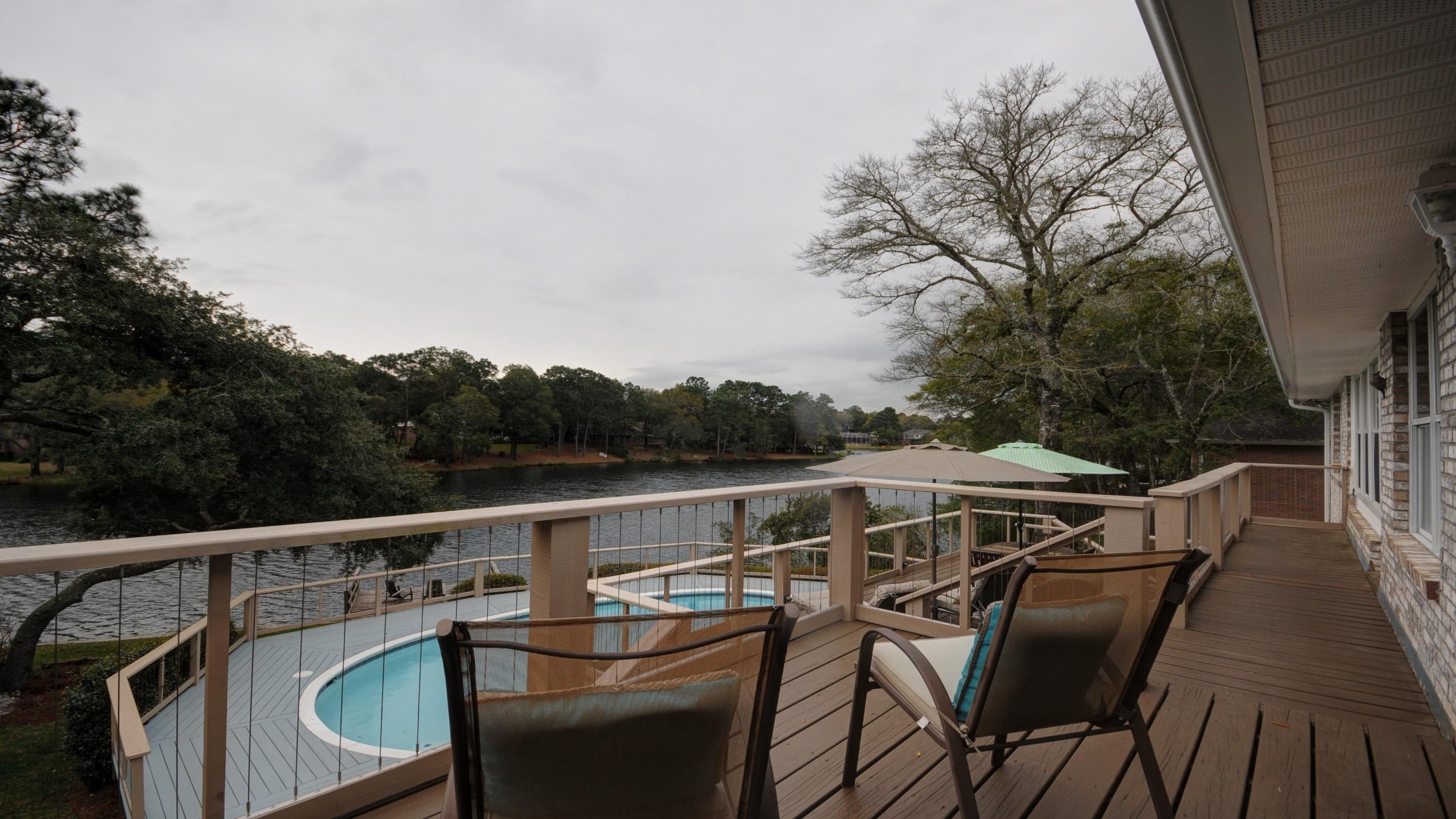 Rocky Bayou Country Club Estates - Residential
