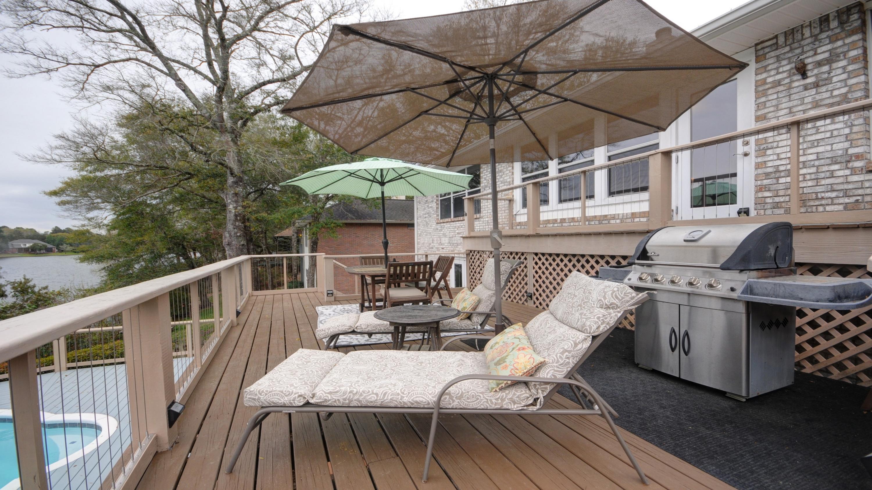 Rocky Bayou Country Club Estates - Residential