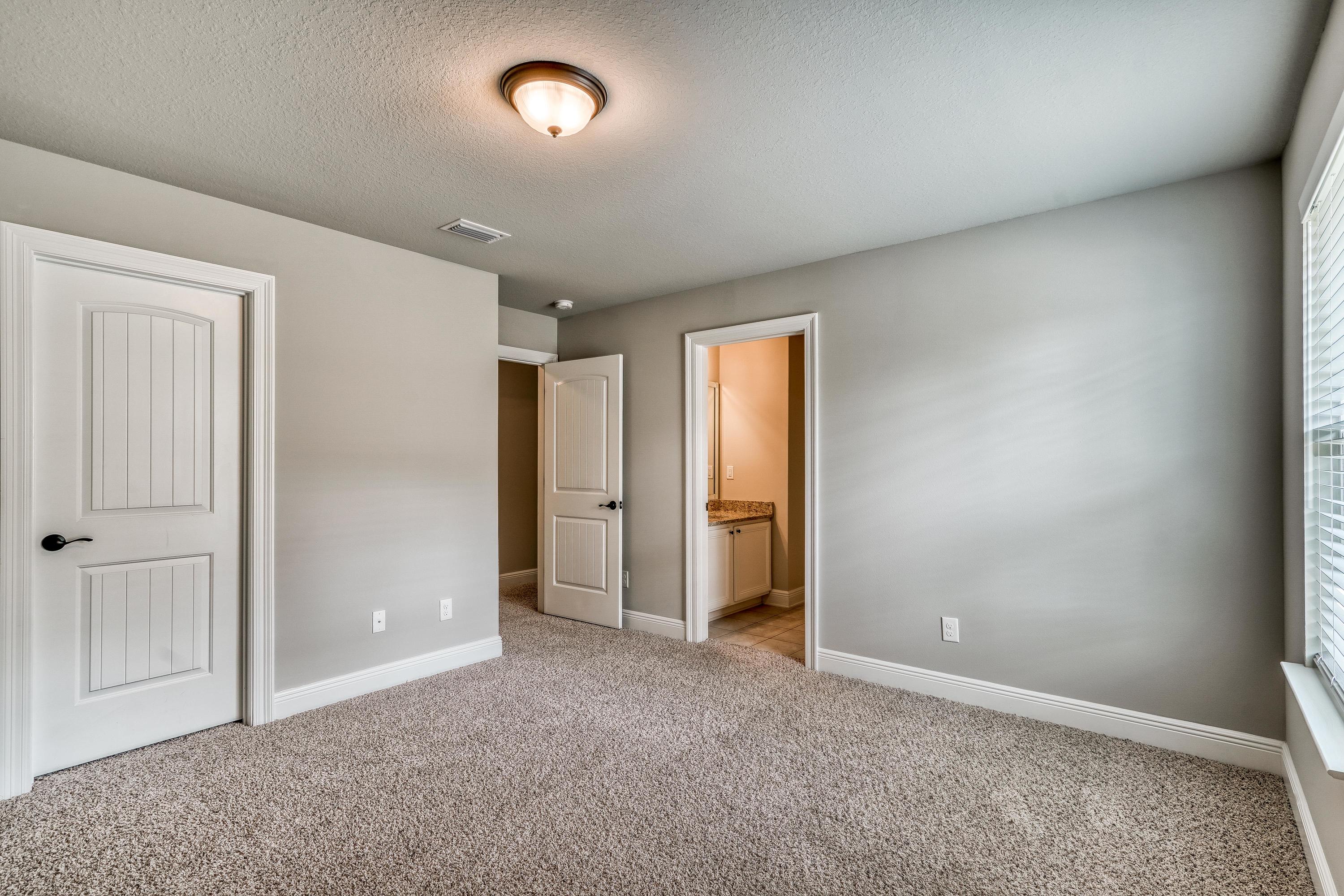 MUSSETT BAYOU MANOR - Residential