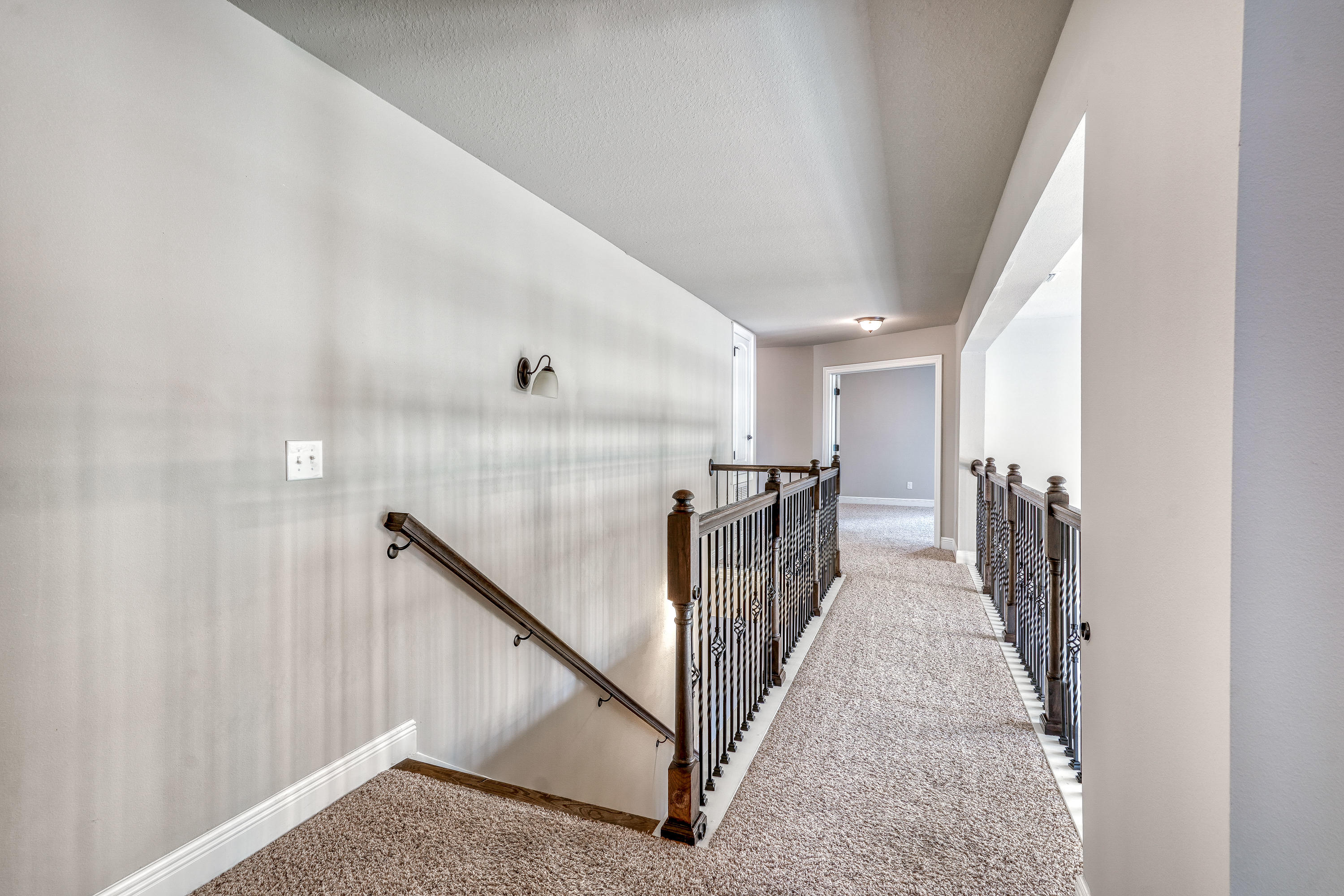 MUSSETT BAYOU MANOR - Residential