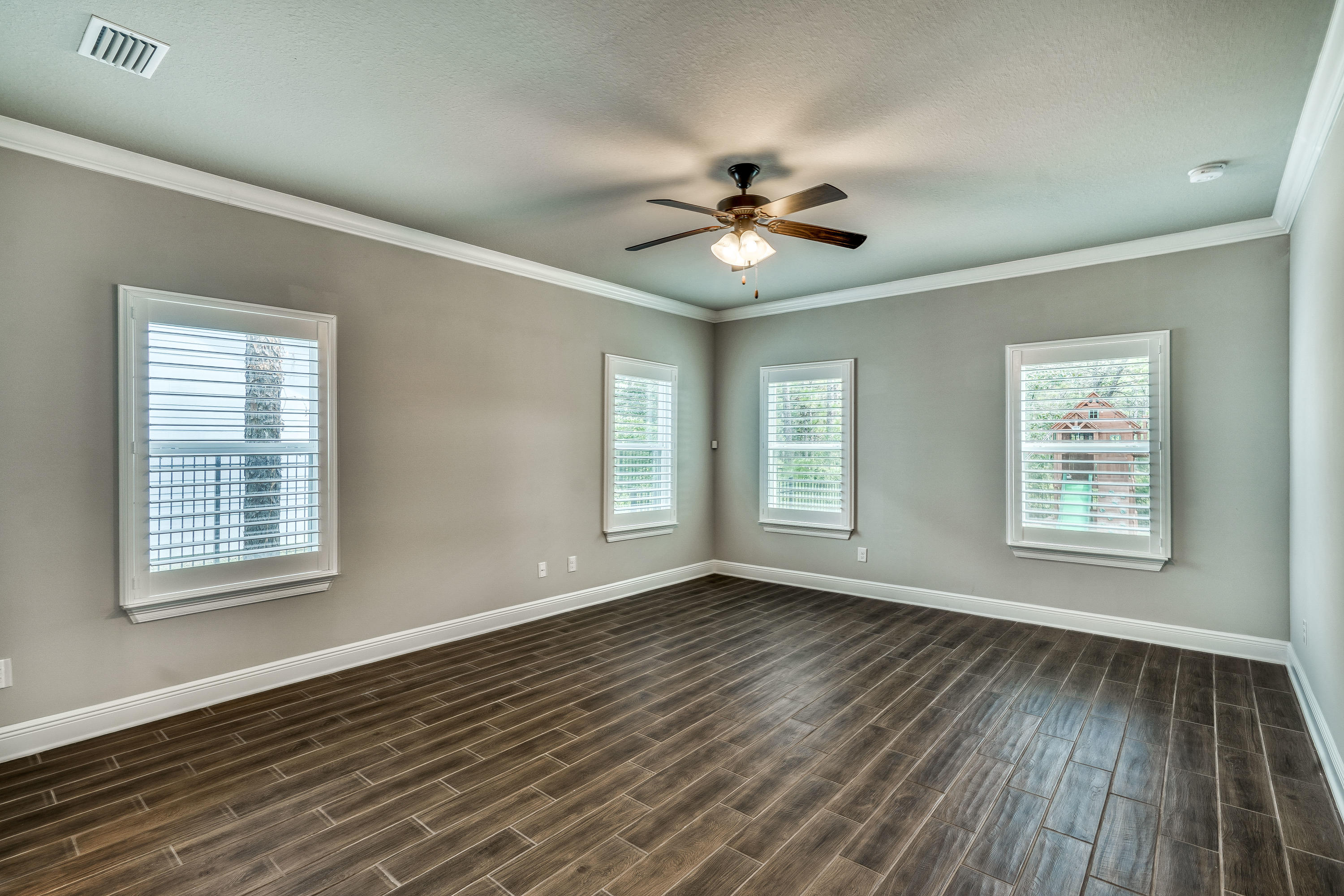 MUSSETT BAYOU MANOR - Residential