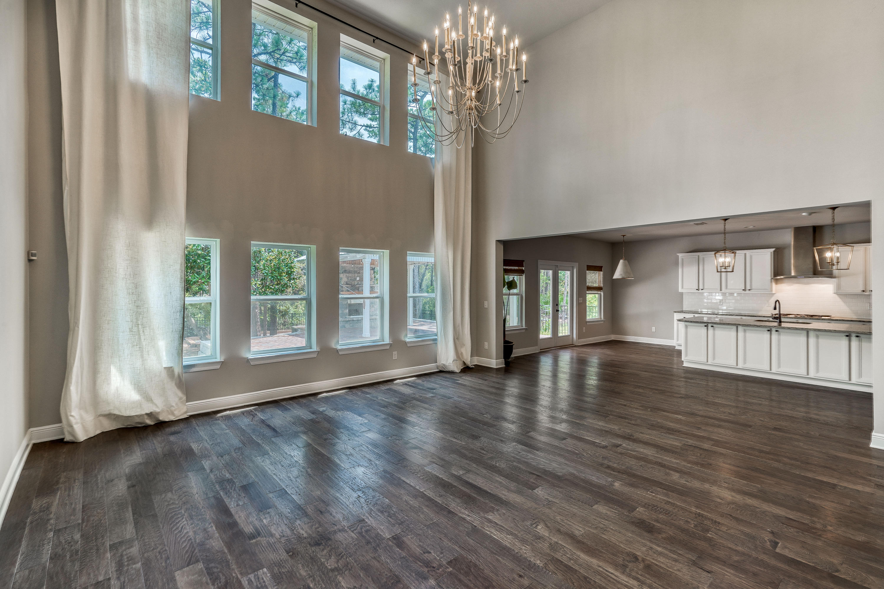 MUSSETT BAYOU MANOR - Residential