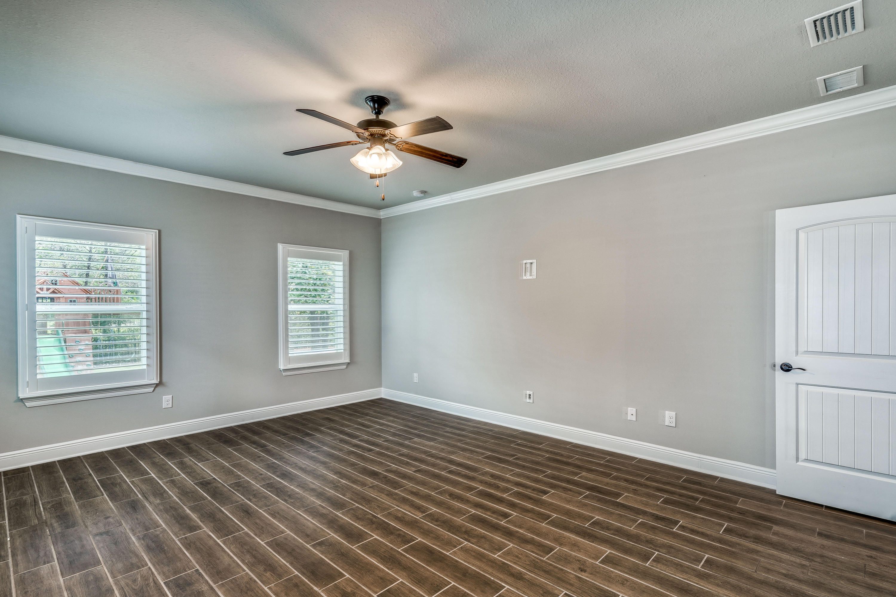 MUSSETT BAYOU MANOR - Residential