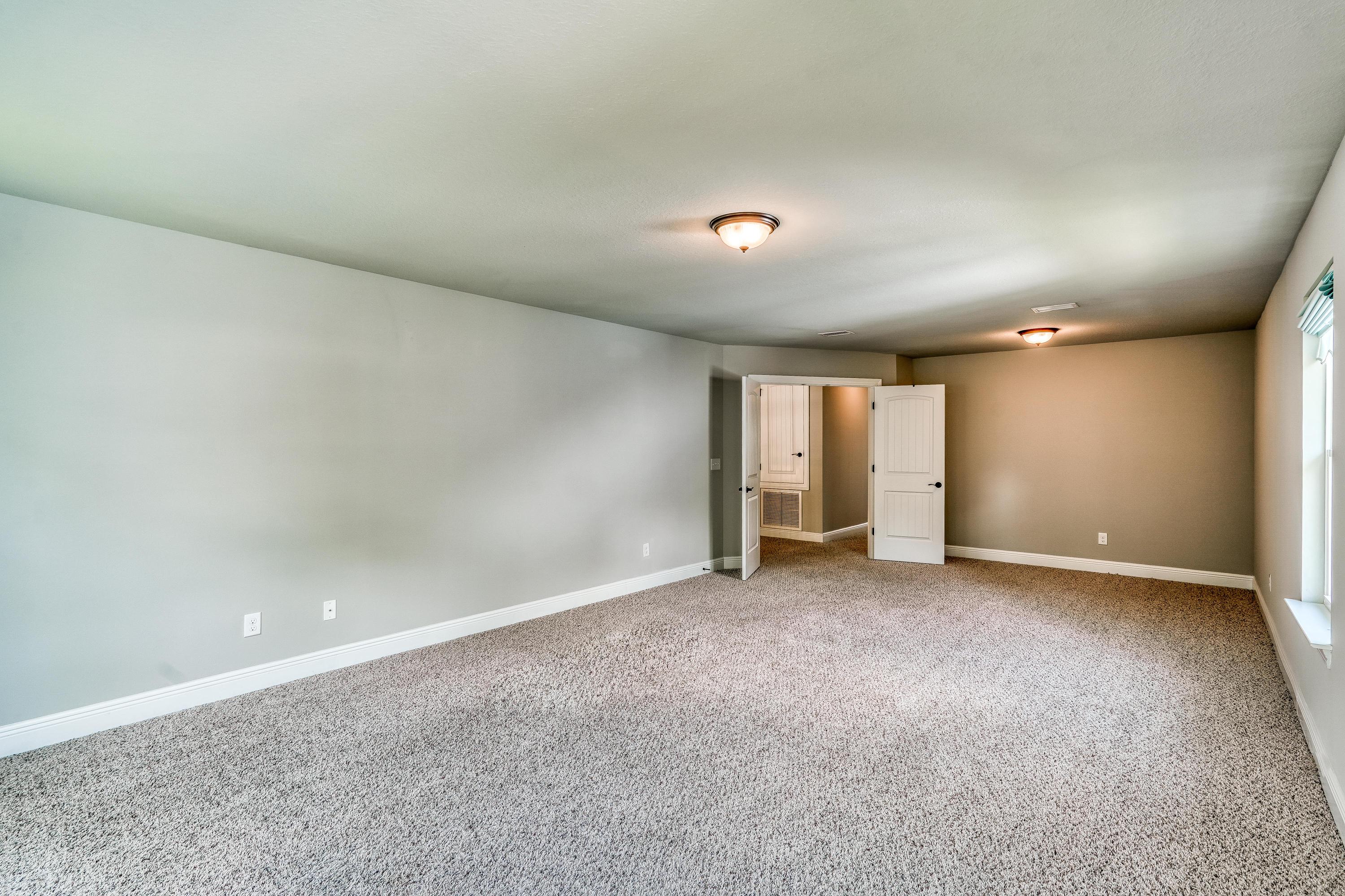 MUSSETT BAYOU MANOR - Residential