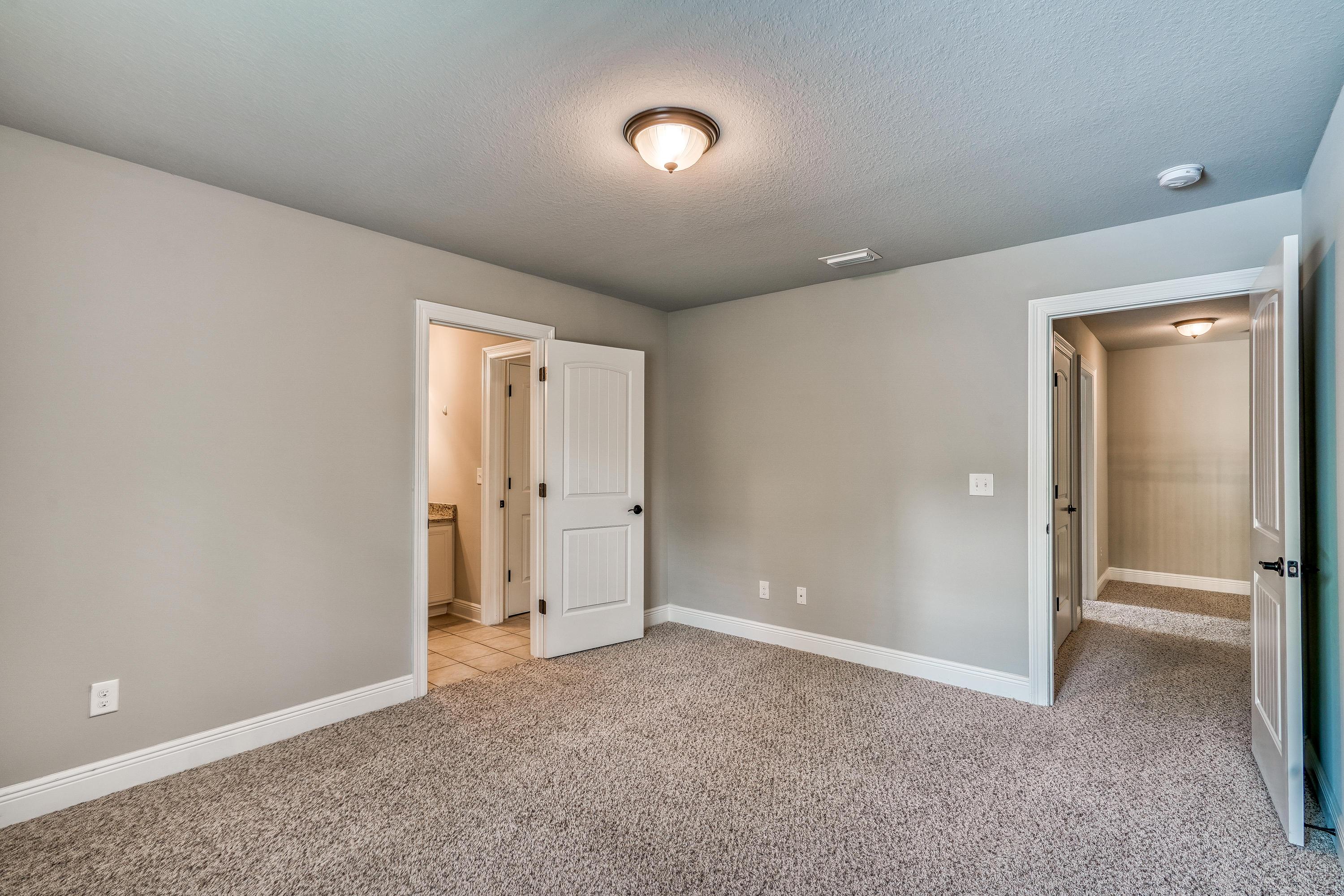 MUSSETT BAYOU MANOR - Residential