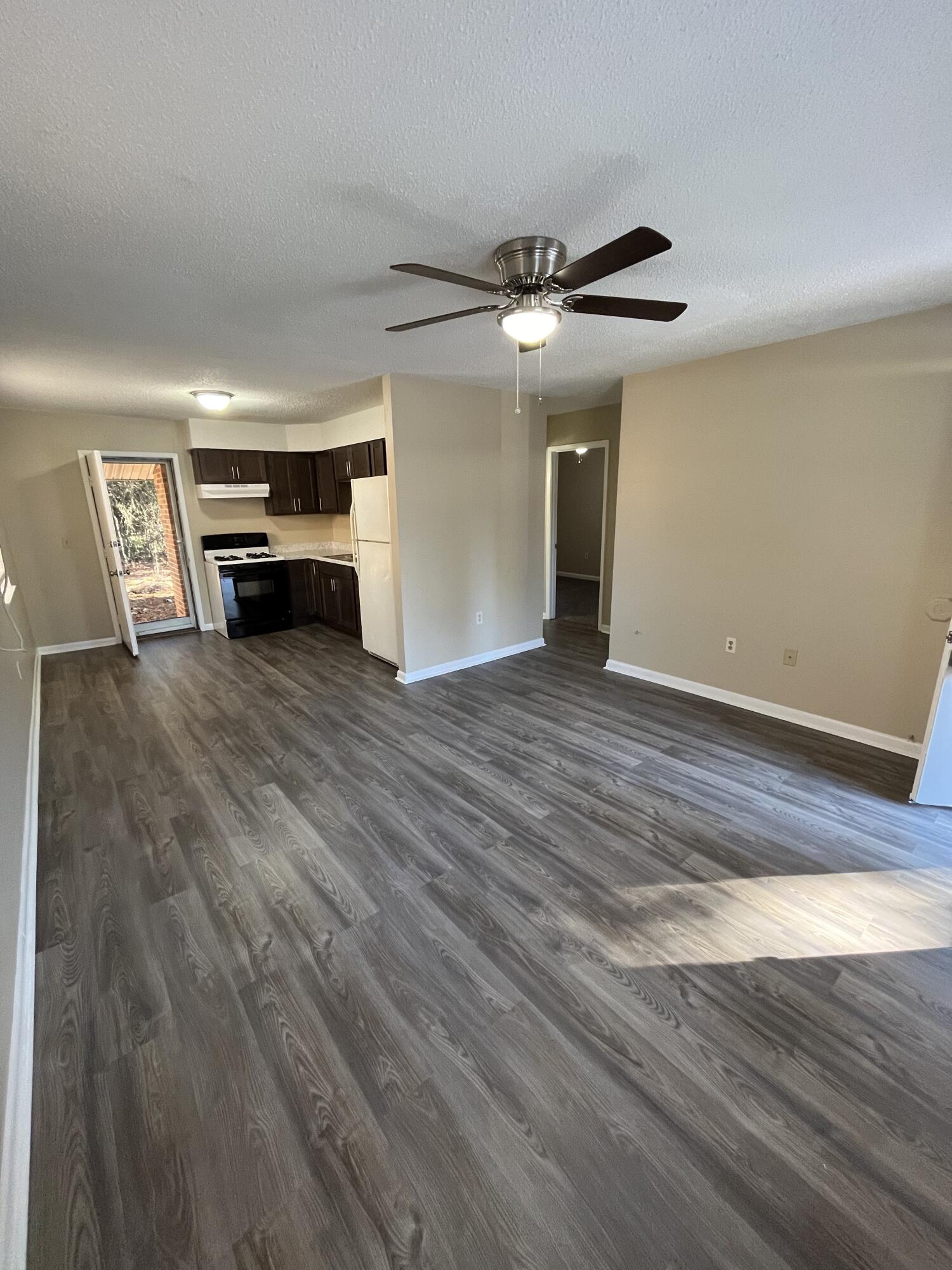 THE MASTERS APTS. - Residential Lease