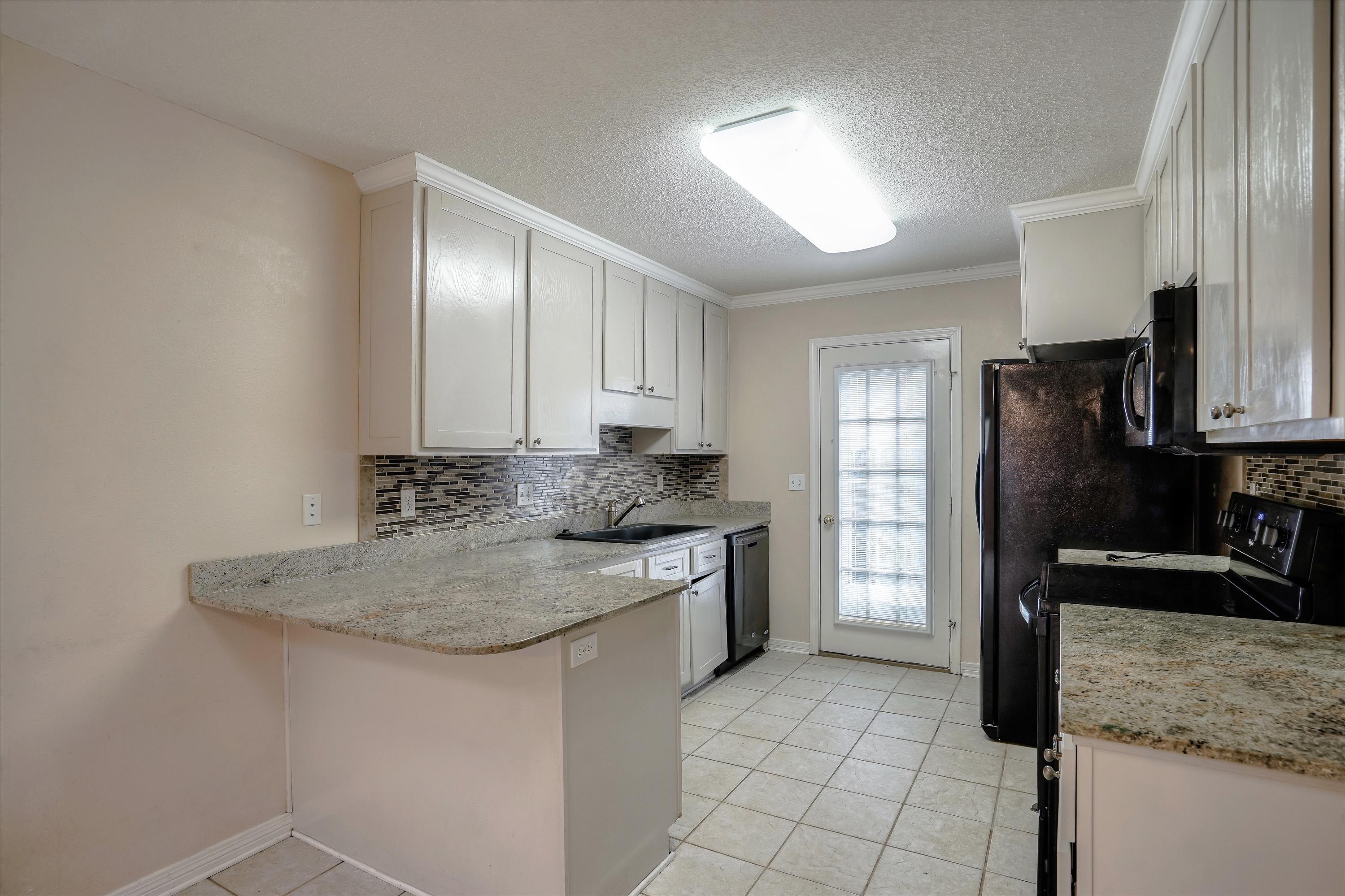 PIEDMONT PLACE - Residential