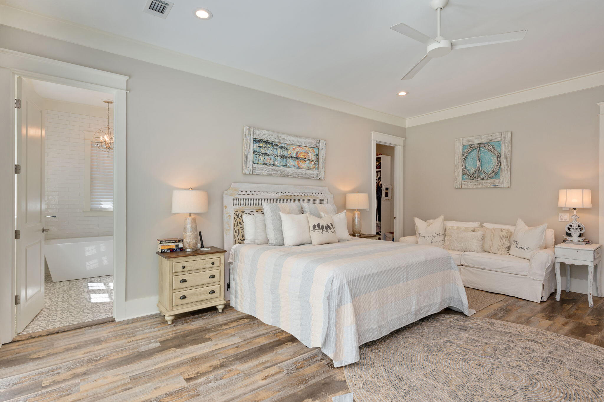 LAKESIDE AT BLUE MOUNTAIN BEACH - Residential