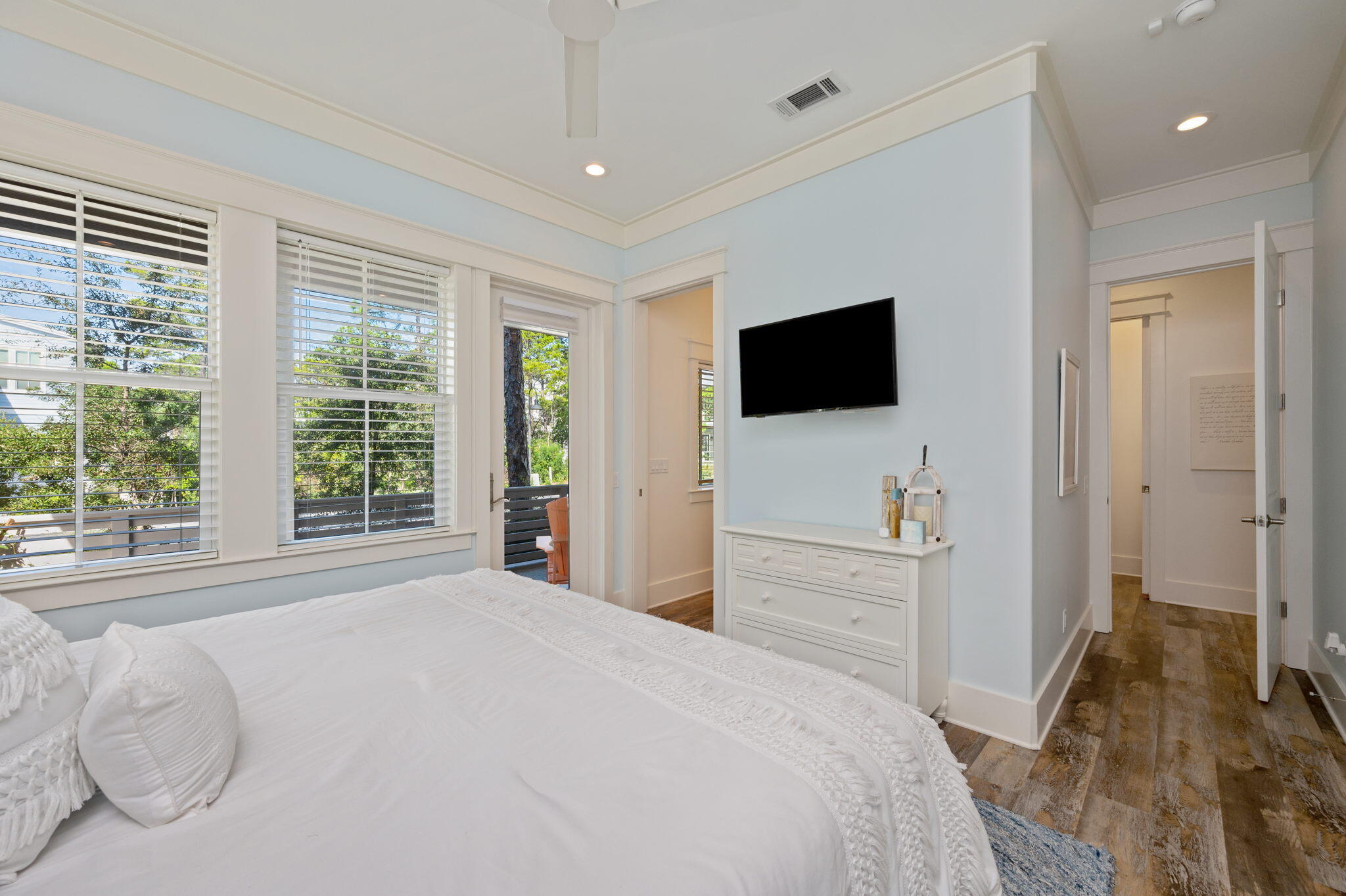 LAKESIDE AT BLUE MOUNTAIN BEACH - Residential