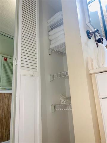 SUNDESTIN INTERNATIONAL CONDO - Residential