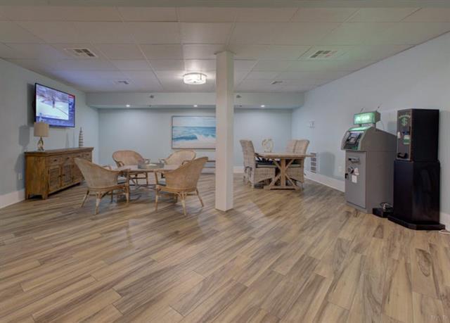 SUNDESTIN INTERNATIONAL CONDO - Residential