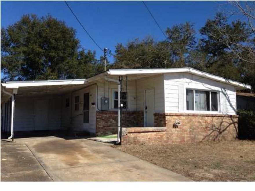 Charming older home in Niceville... 3 Bd / 2 Ba home with lots of potential. Fenced back yard, shed for storage. Choose FHA financing to qualify for $100 down payment, ask your agent for details. This property is considered Insurable with Escrow by a FHA Appraiser. Buyers may escrow funds for repairs after the close of escrow & the amount is added to the loan balance of the standard FHA Financing (203b). Please see attached Repair Escrow & PCR for details. Available to Owner Occupants for 15 days from list date. *Equal Housing Opportunity Statement: We are pledged to the letter and spirit of U.S. Policy for the achievement of equal housing opportunity throughout the Nation. We encourage and support an affirmative advertising and marketing program in which there are no barriers