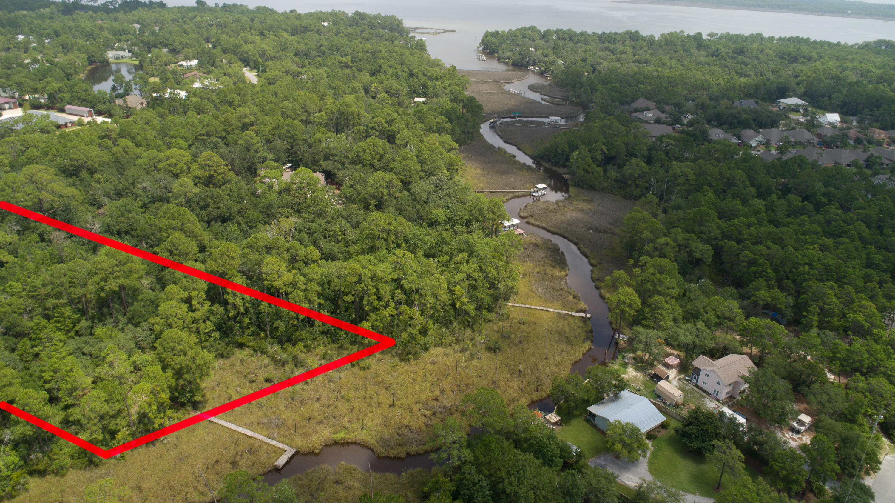 WOODLAND BAYOU ESTATES - Land