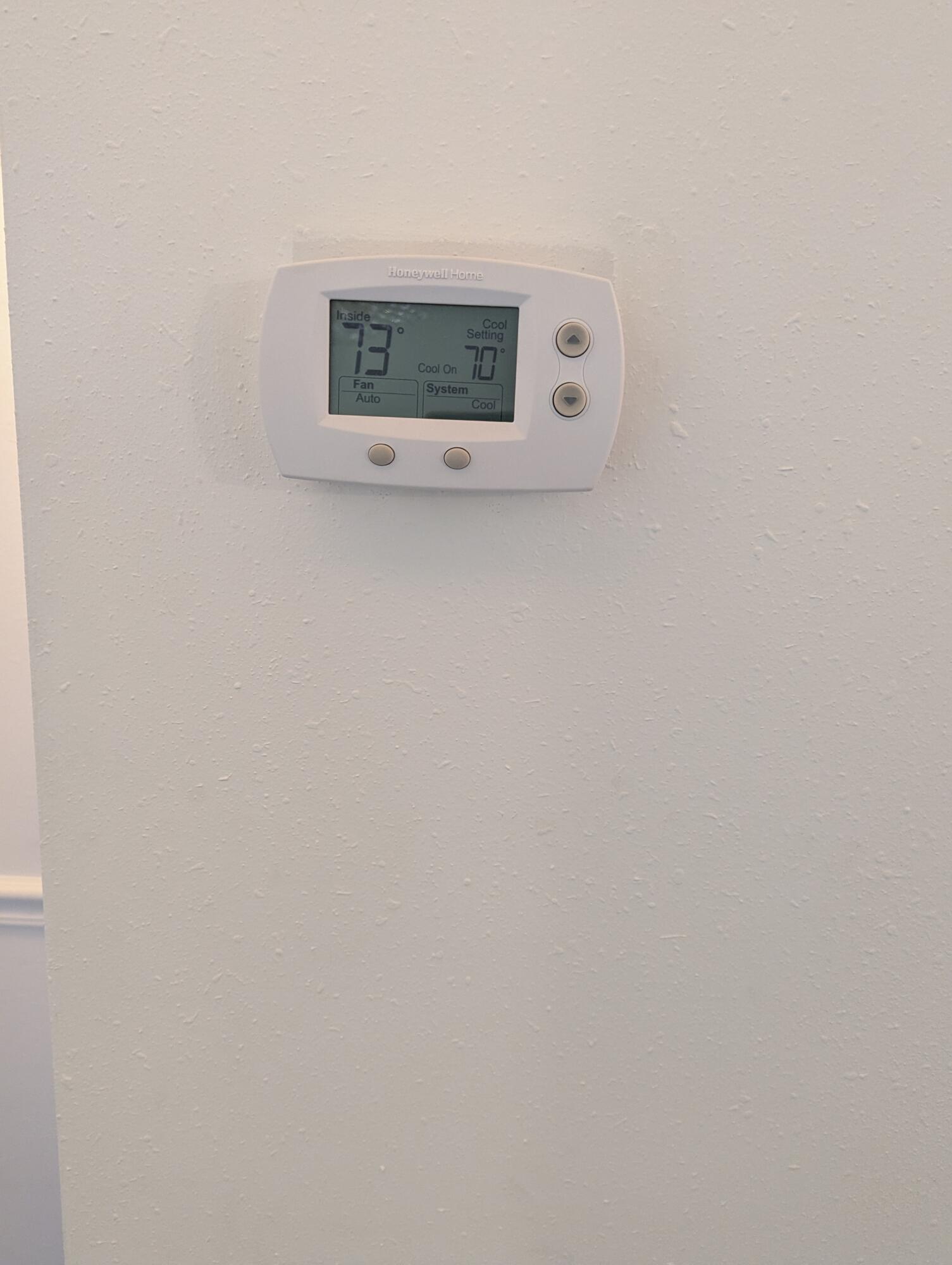 GREY MOSS POINT S/D LOT 6 BLK 2 - Residential