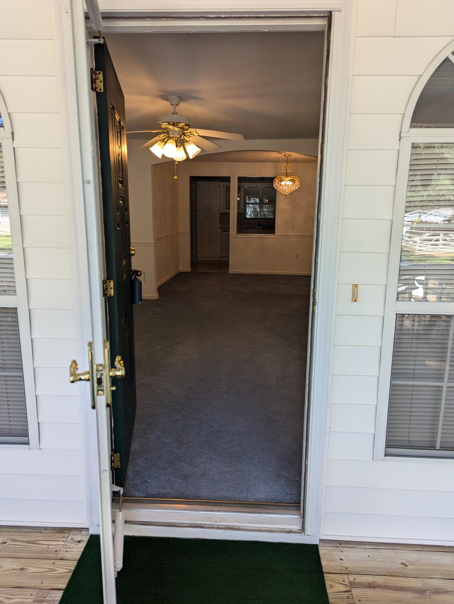 GREY MOSS POINT S/D LOT 6 BLK 2 - Residential