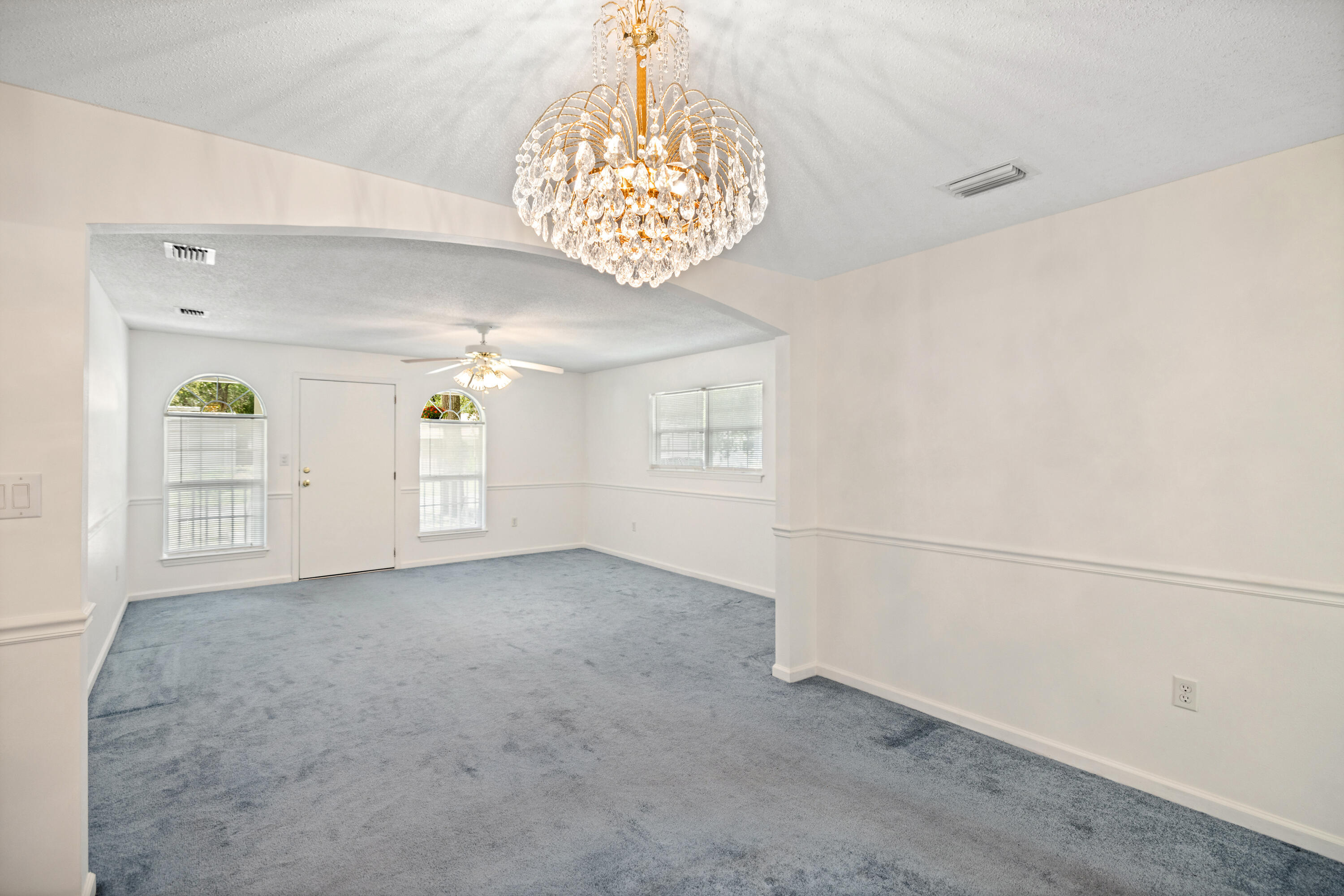 GREY MOSS POINT S/D LOT 6 BLK 2 - Residential