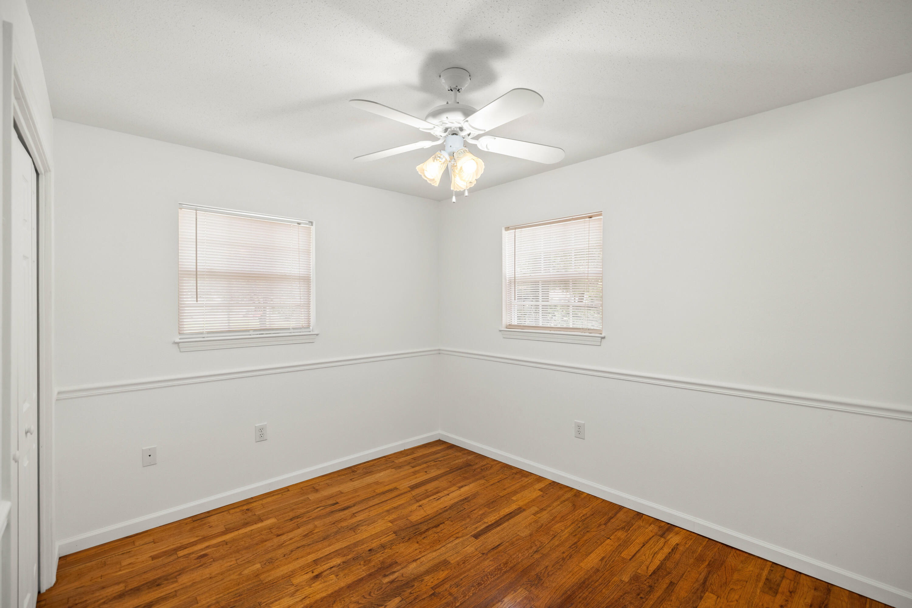 GREY MOSS POINT S/D LOT 6 BLK 2 - Residential