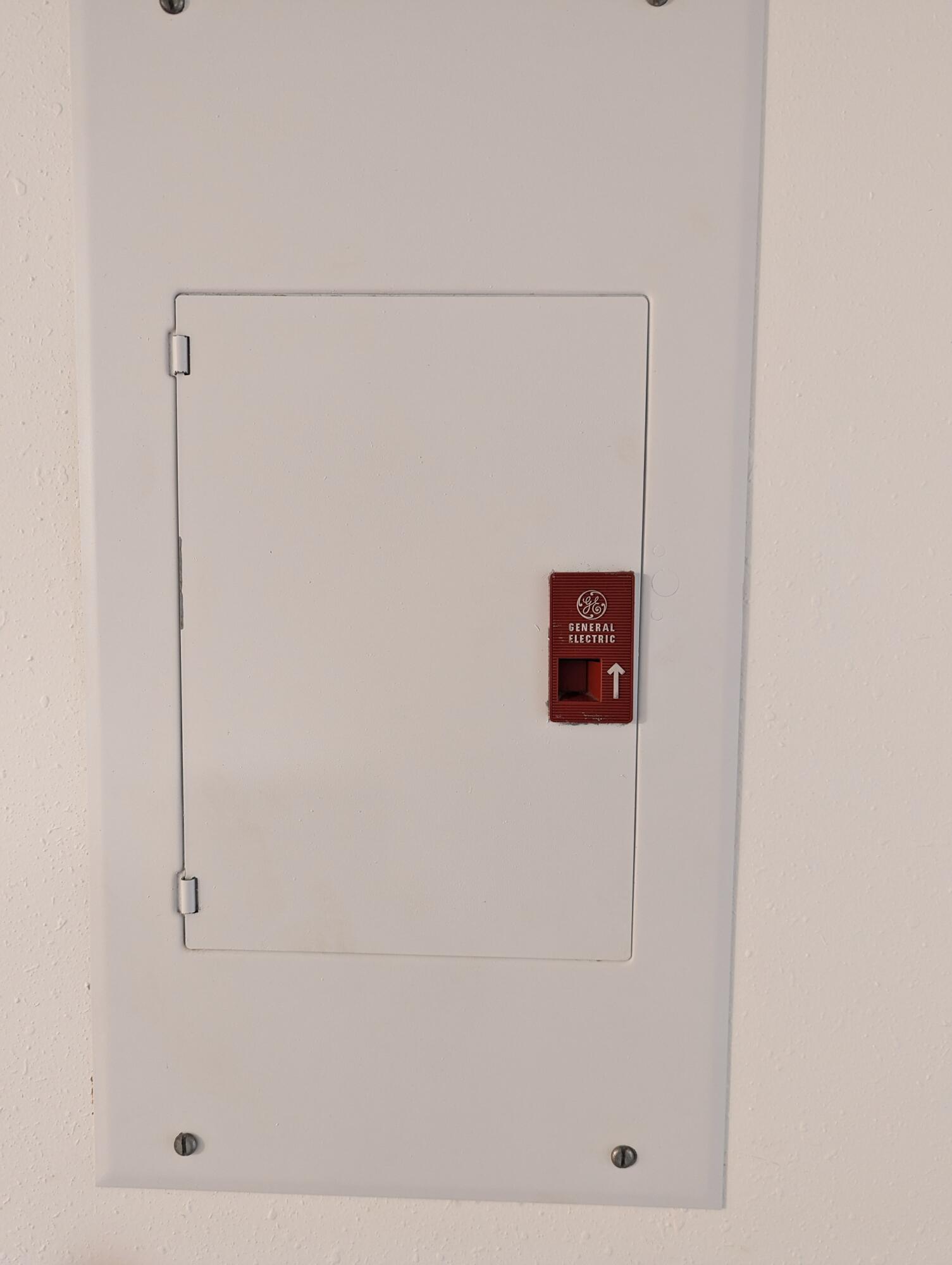 GREY MOSS POINT S/D LOT 6 BLK 2 - Residential