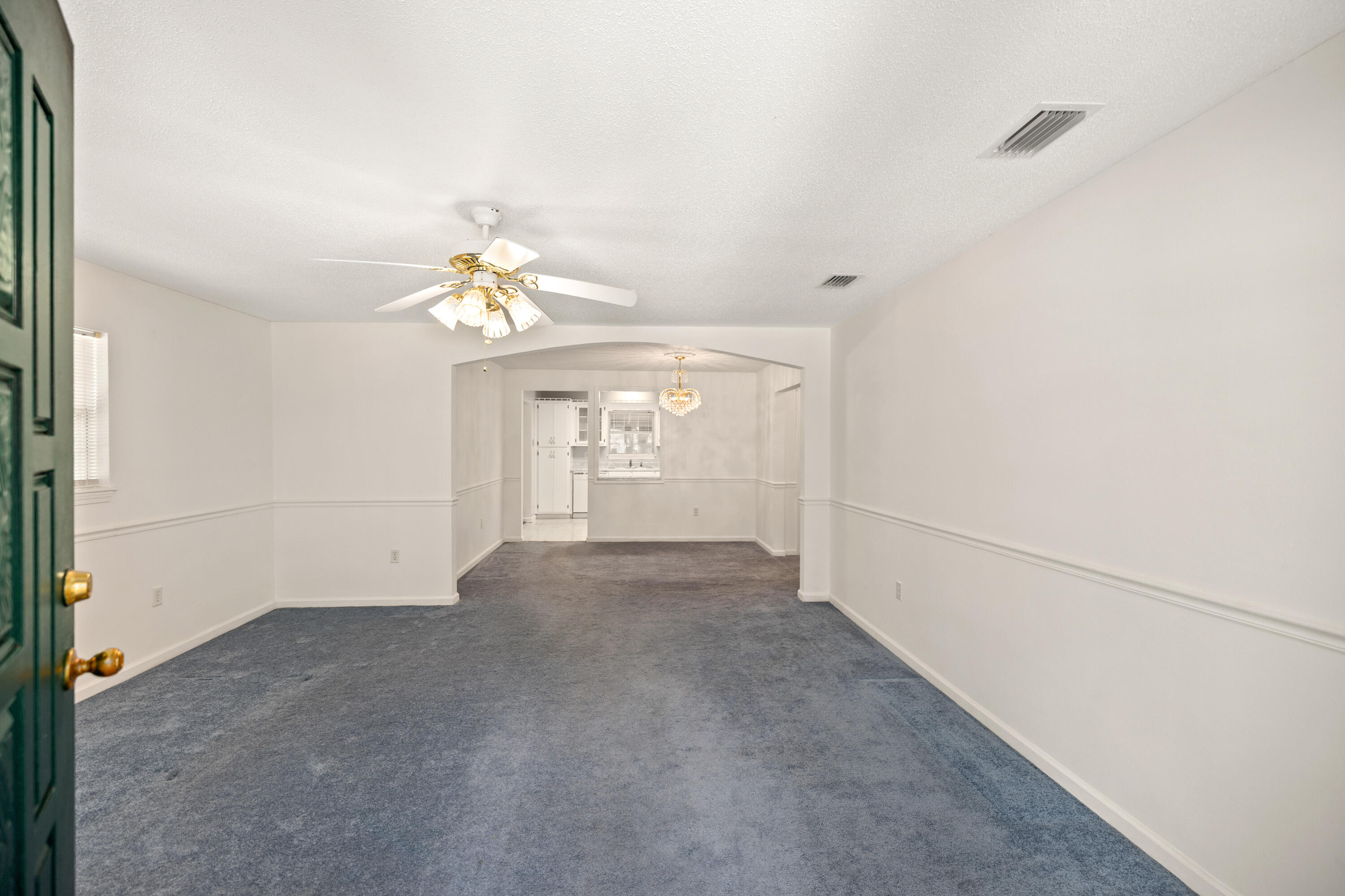 GREY MOSS POINT S/D LOT 6 BLK 2 - Residential