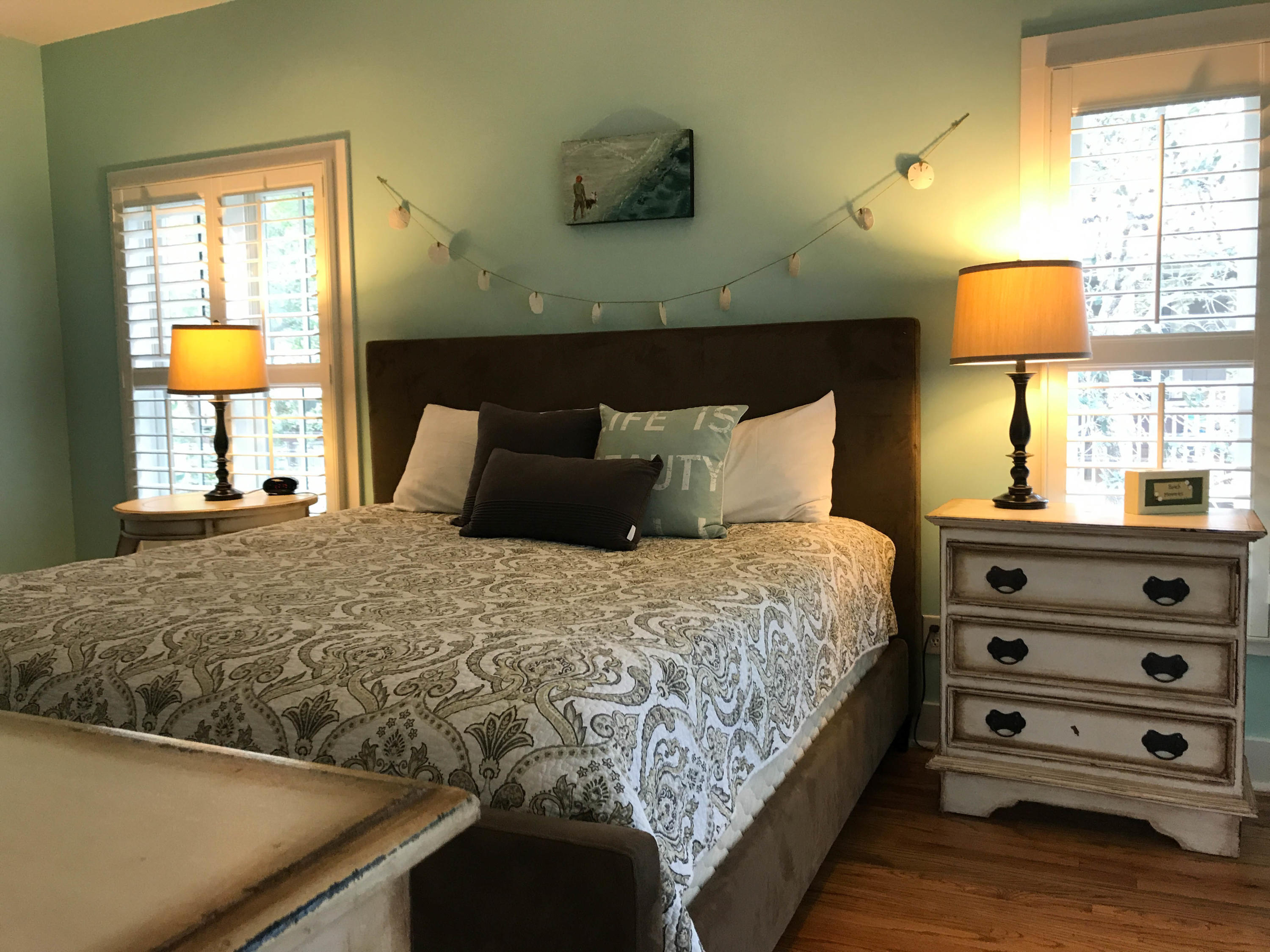 MAGNOLIA COTTAGES - Residential Lease