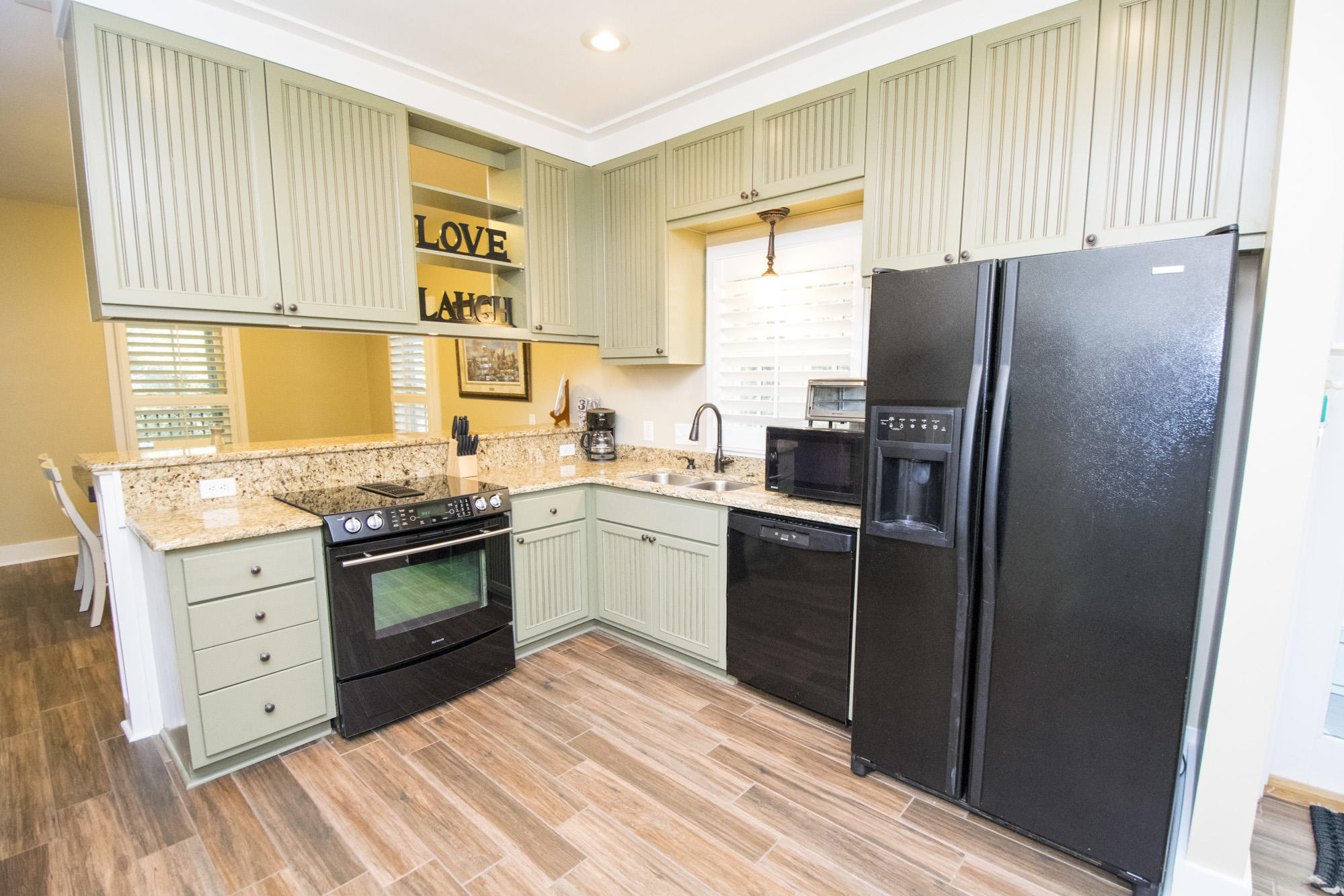 MAGNOLIA COTTAGES - Residential Lease