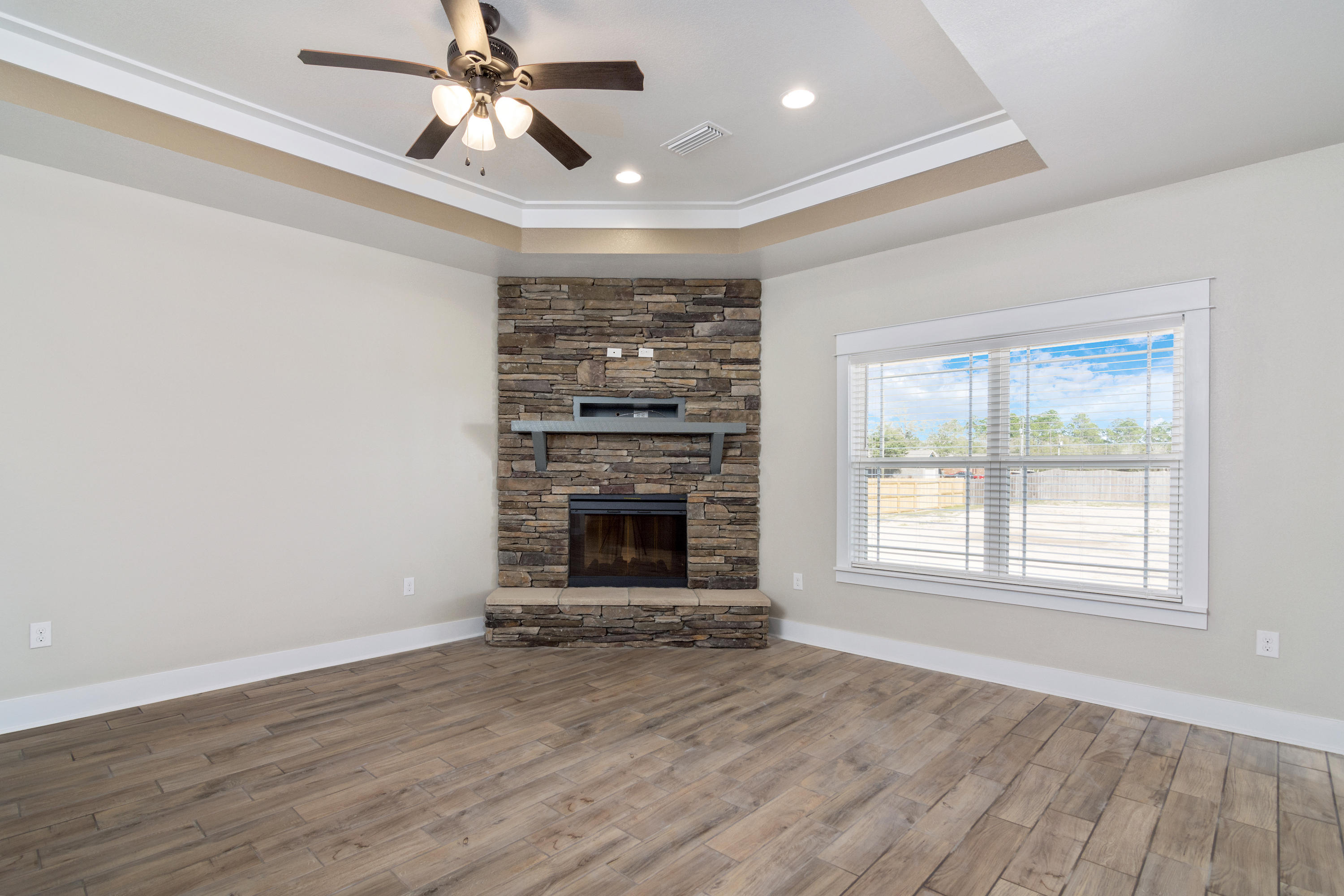 BRIDLE WOOD EST PH I - Residential