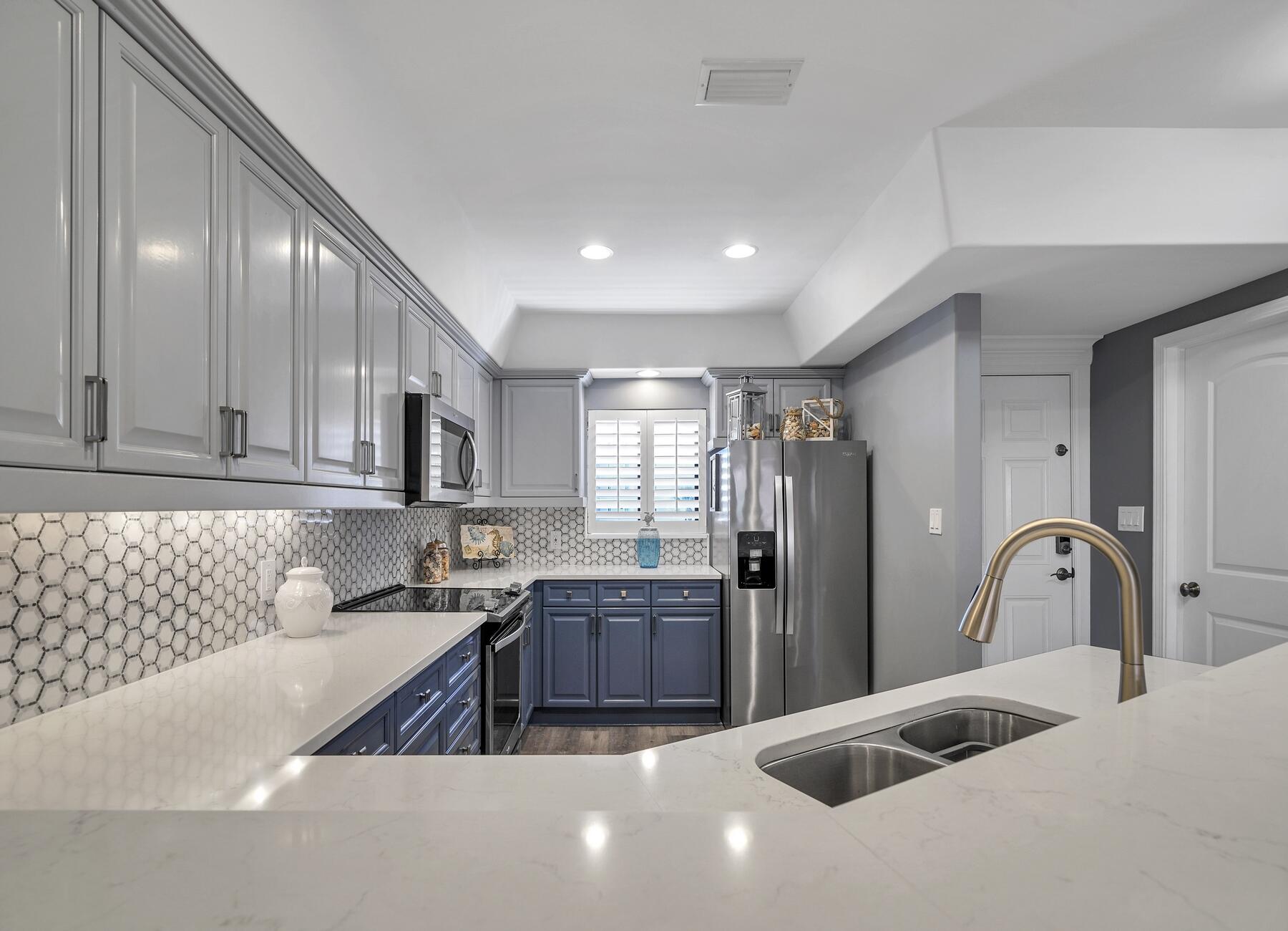 AEGEAN CONDO - Residential