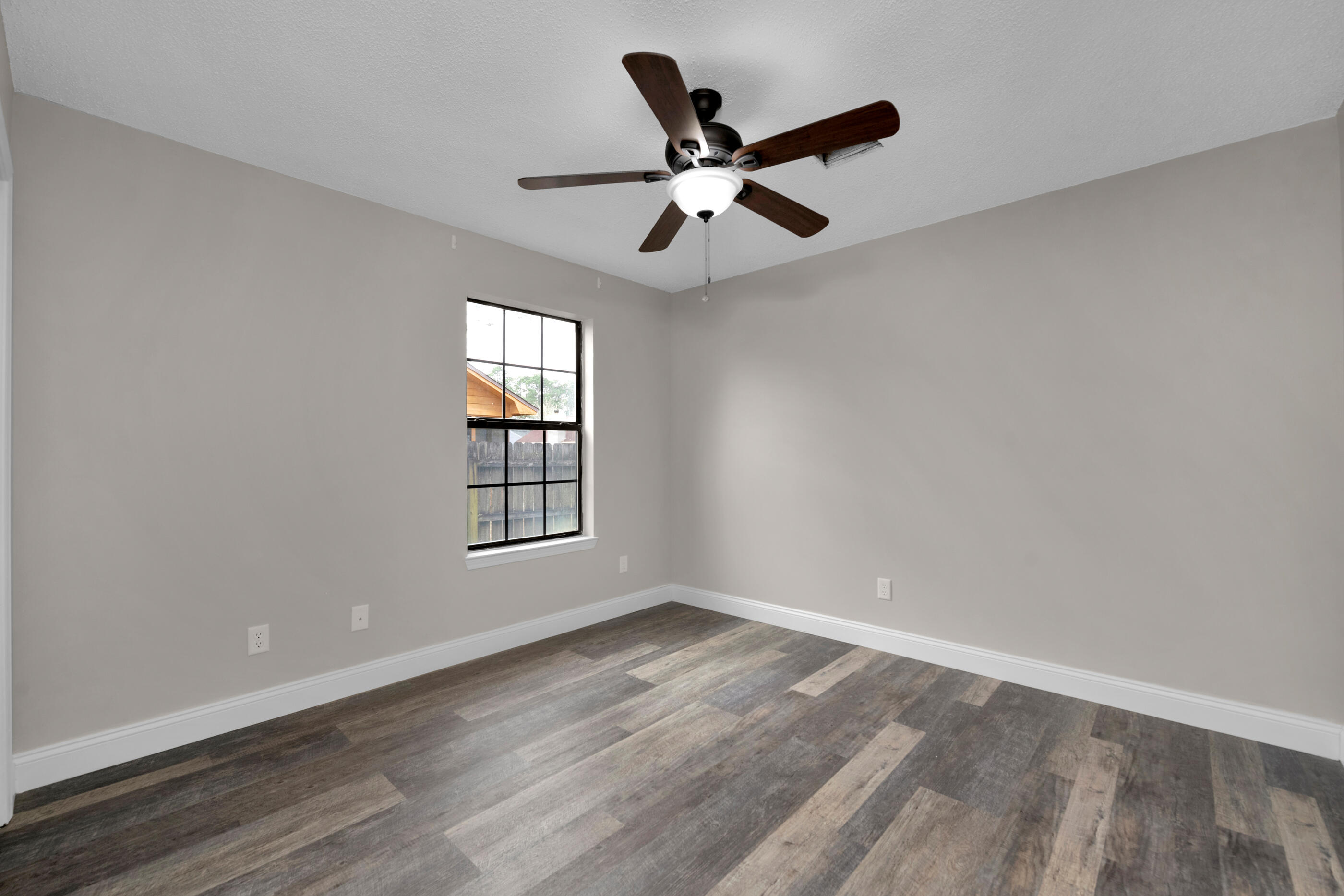 PINE MEADOWS 2ND ADDN - Residential