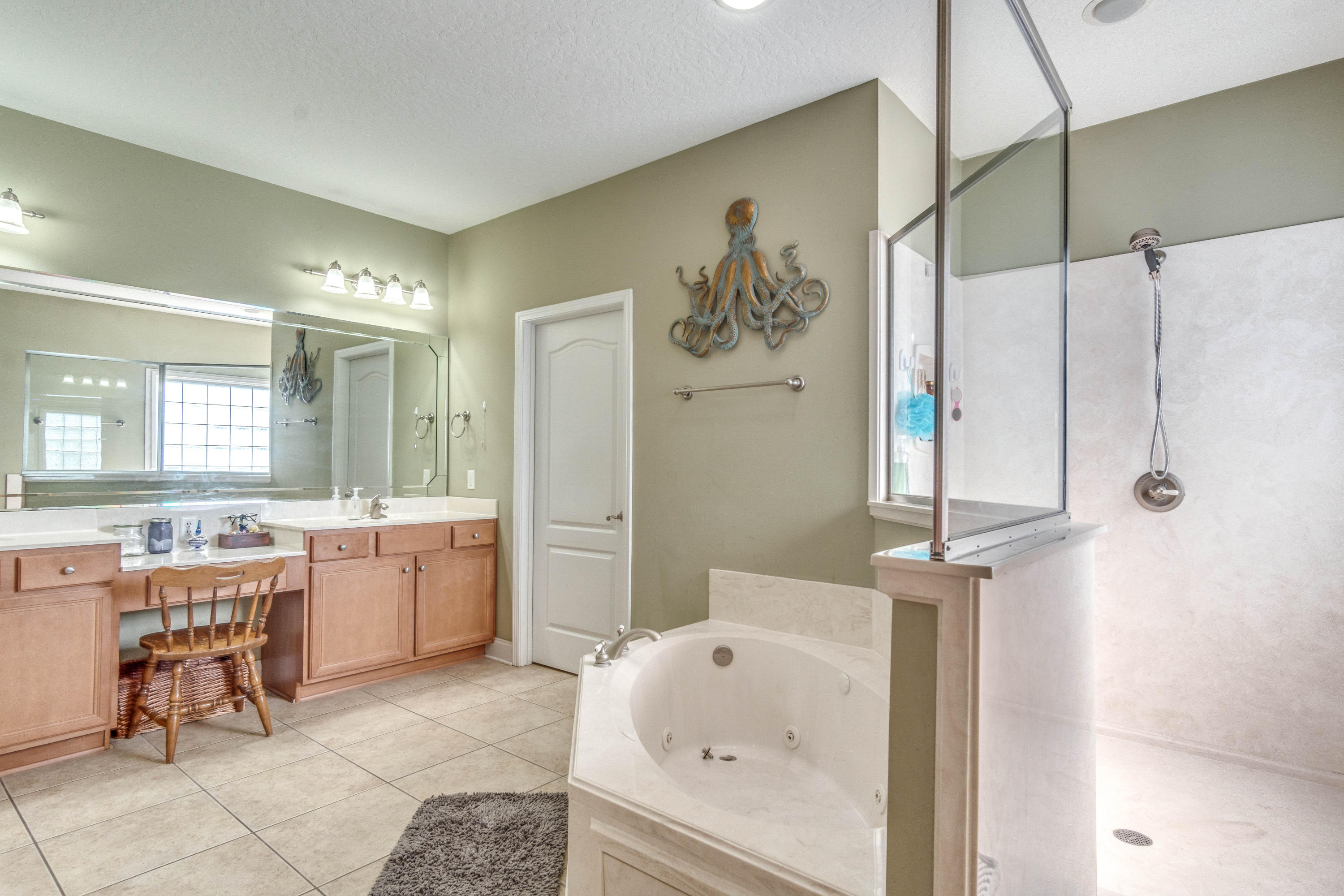 BRIDGEPORT COLONY - Residential