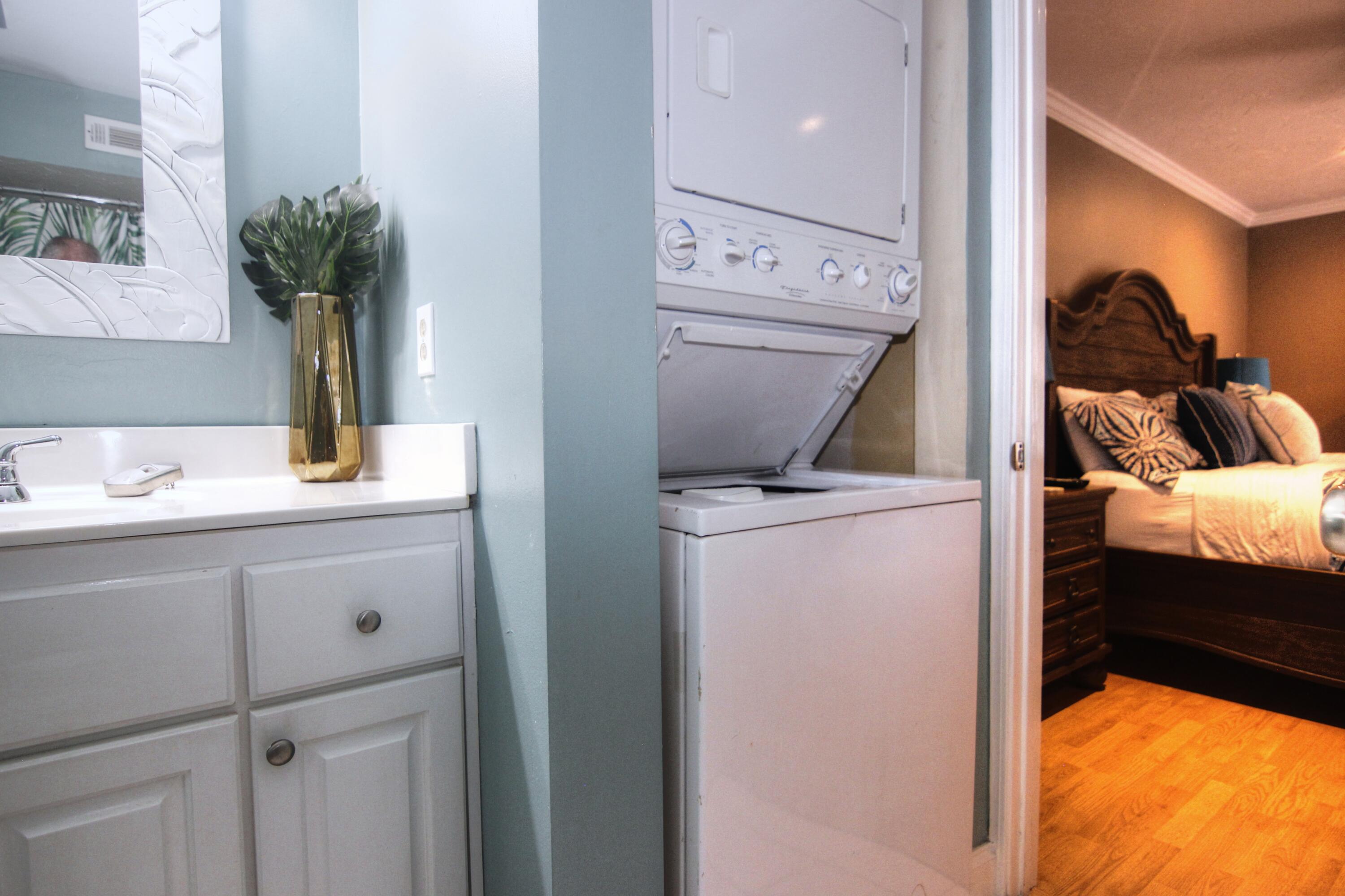 TRADEWINDS CONDOS - Residential