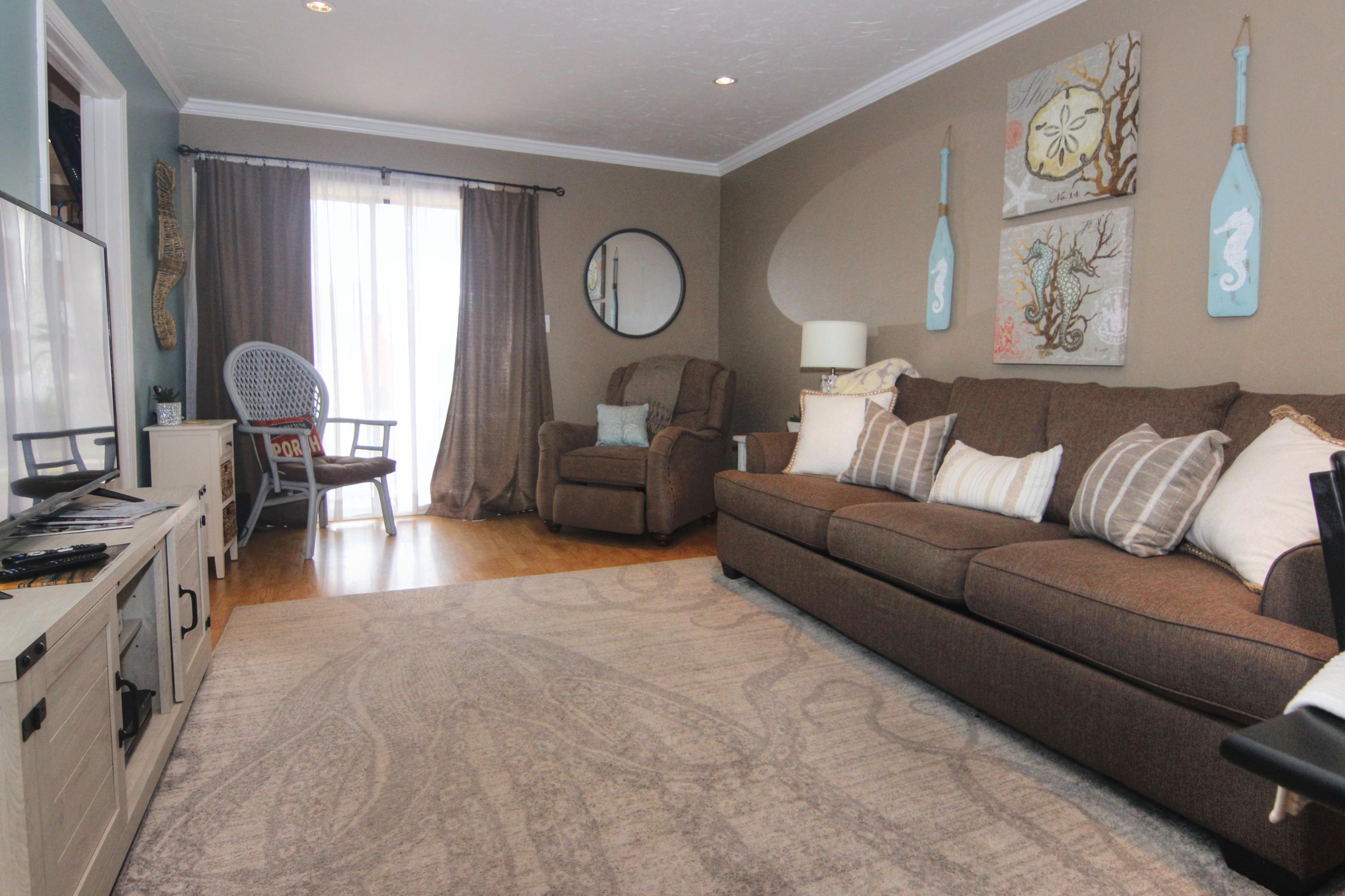TRADEWINDS CONDOS - Residential