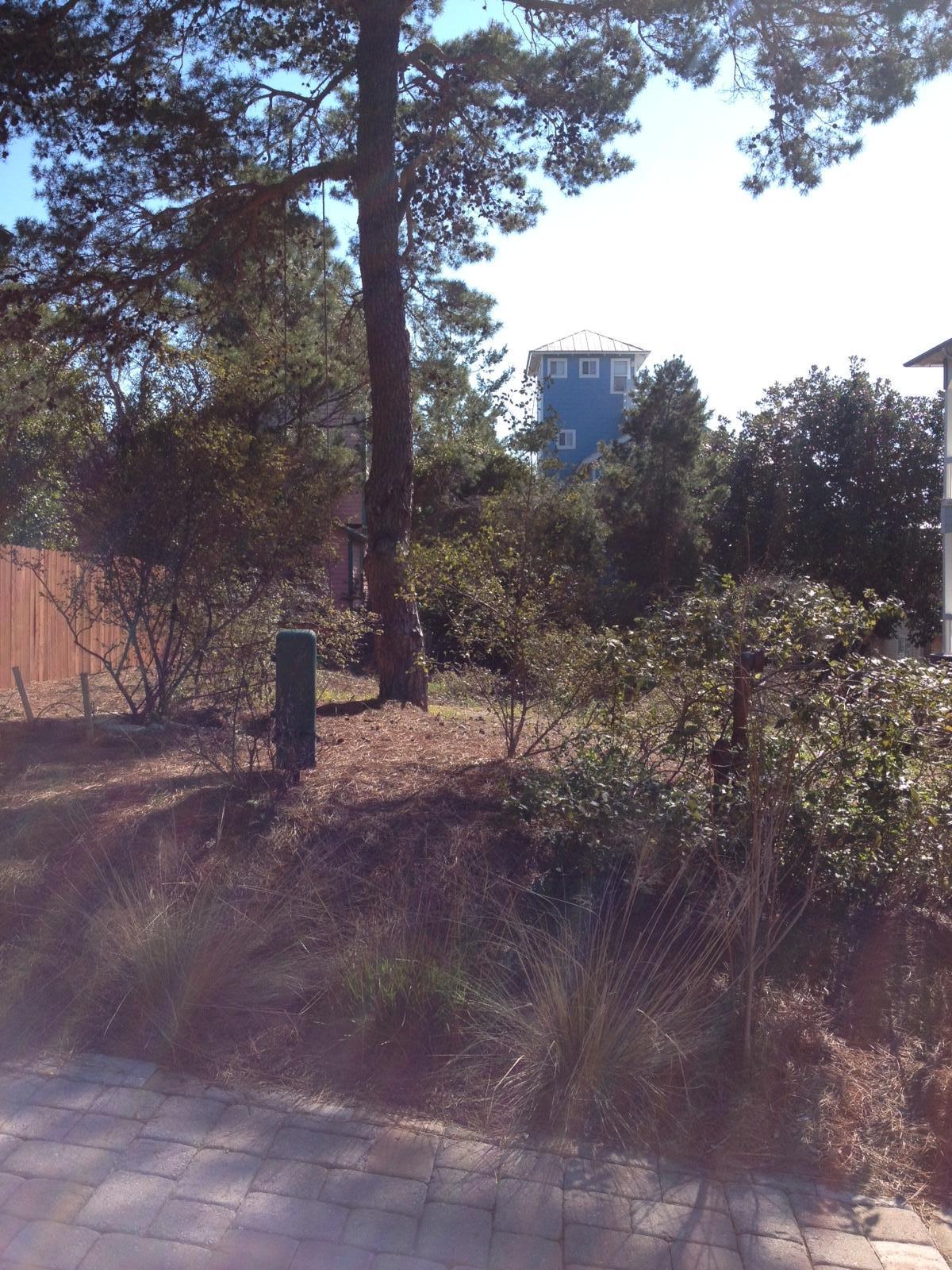 LOT 5 SEA POINTE S/D PB 16-51 OR 2712-2479 OR 2778-448 OR 3002-3543 OR 3014-469 - Land