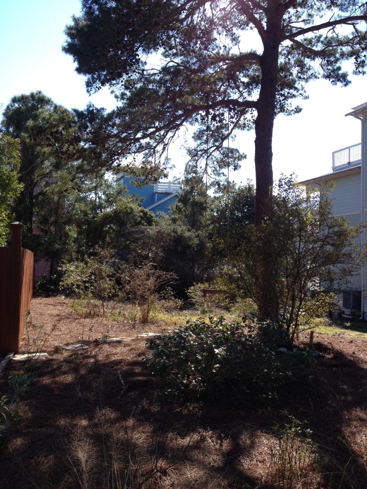 LOT 5 SEA POINTE S/D PB 16-51 OR 2712-2479 OR 2778-448 OR 3002-3543 OR 3014-469 - Land