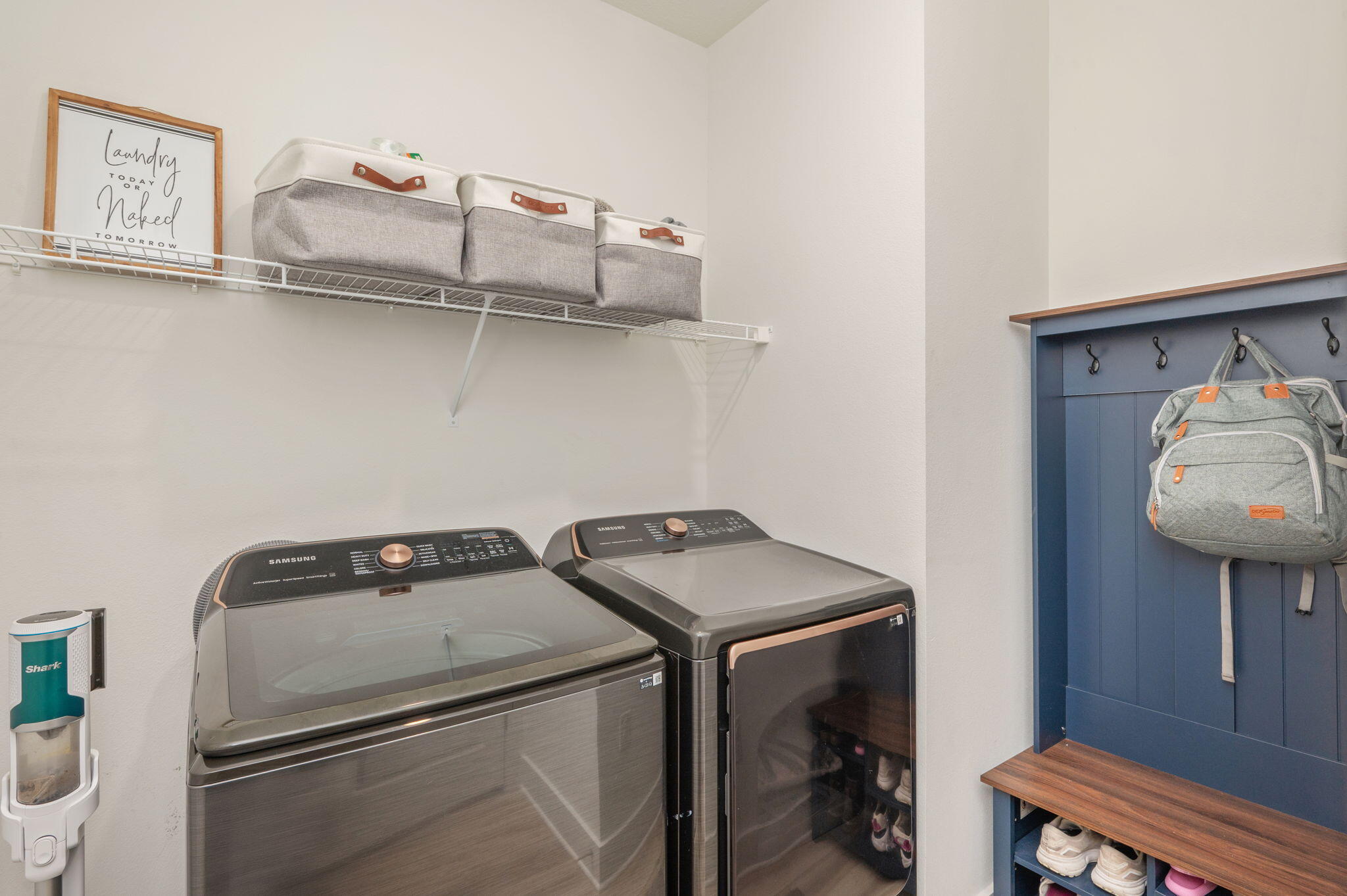 MAGNOLIA CREEKS PHASES 1 & 2 - Residential